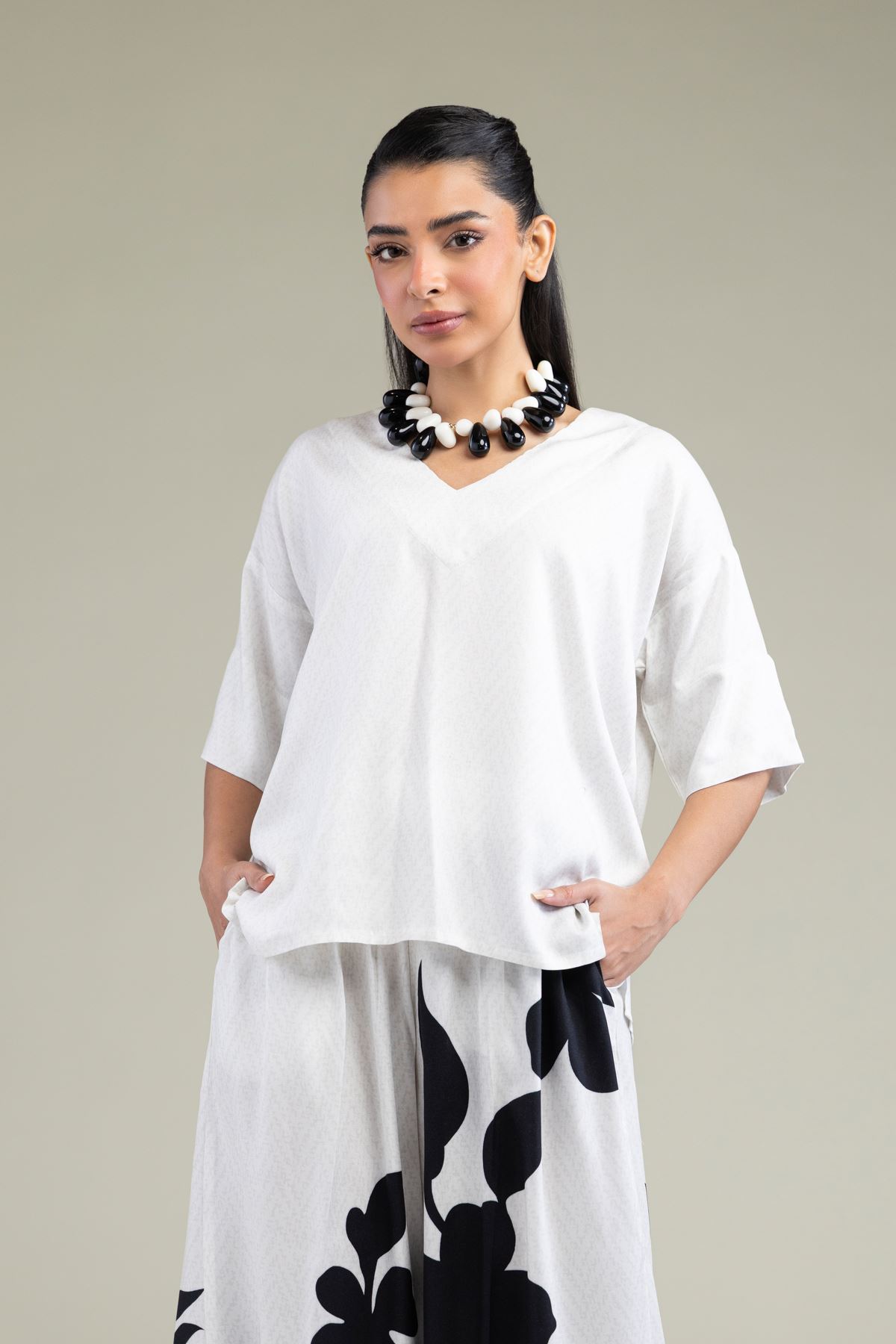 Printed Viscose Crepe White V-Neck Shirt - 6-26-206-B-B1-VG