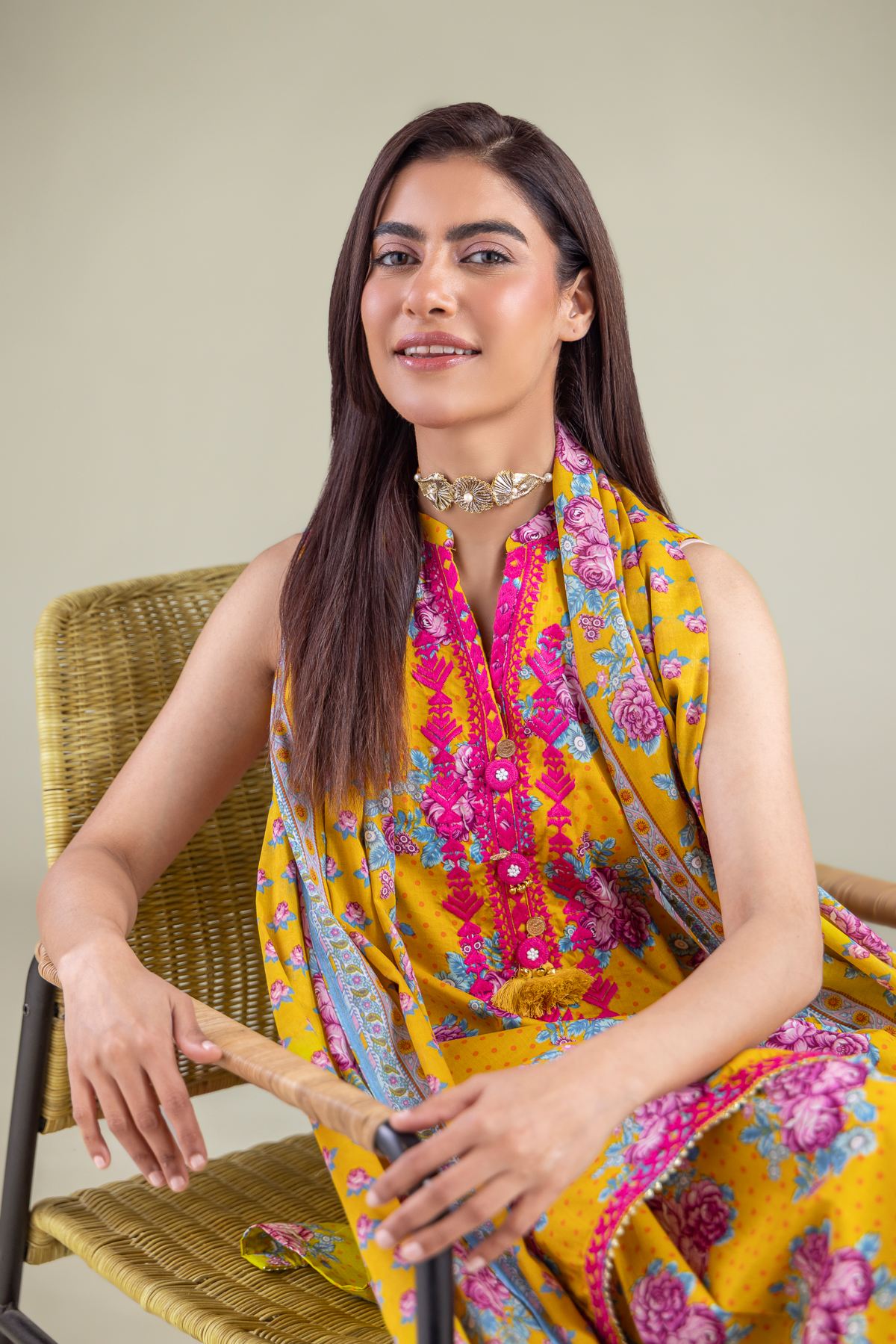 Embroidered Lawn Dupatta - 1-26-122-C-G-VG