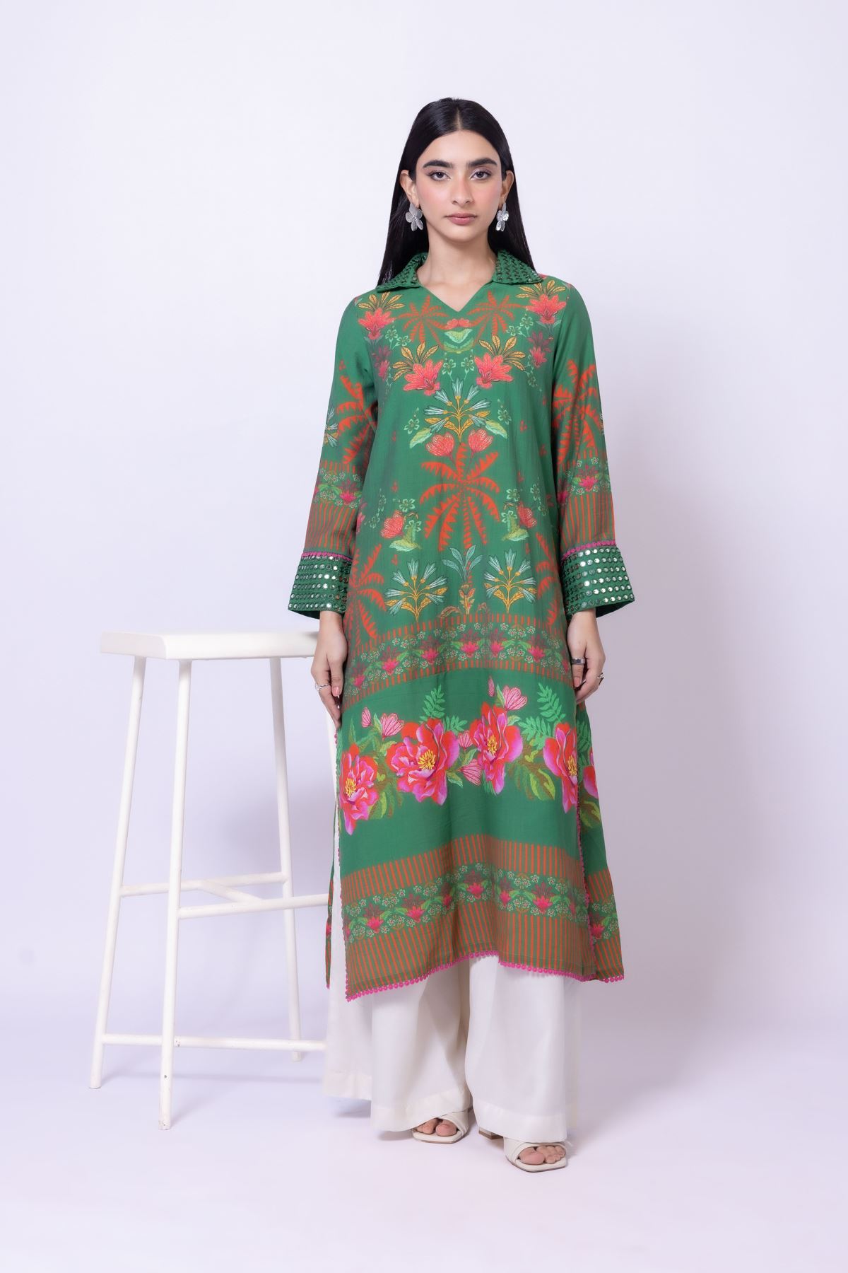 Embroidered Raw Silk Kurta - 25-09-10E5-08TB-VG