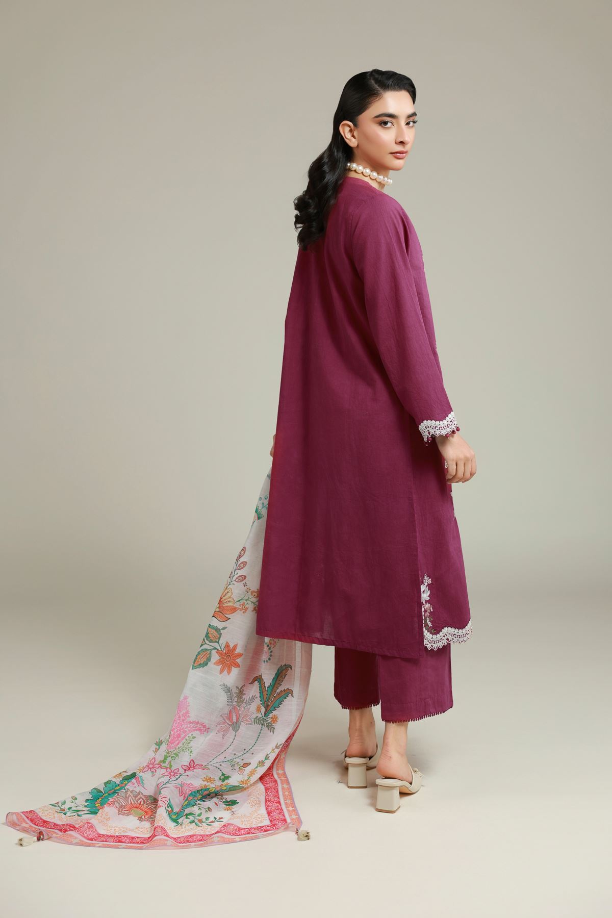 Embroidered Cambric Tailored 3 Piece - T-A33-26-105FF-VG