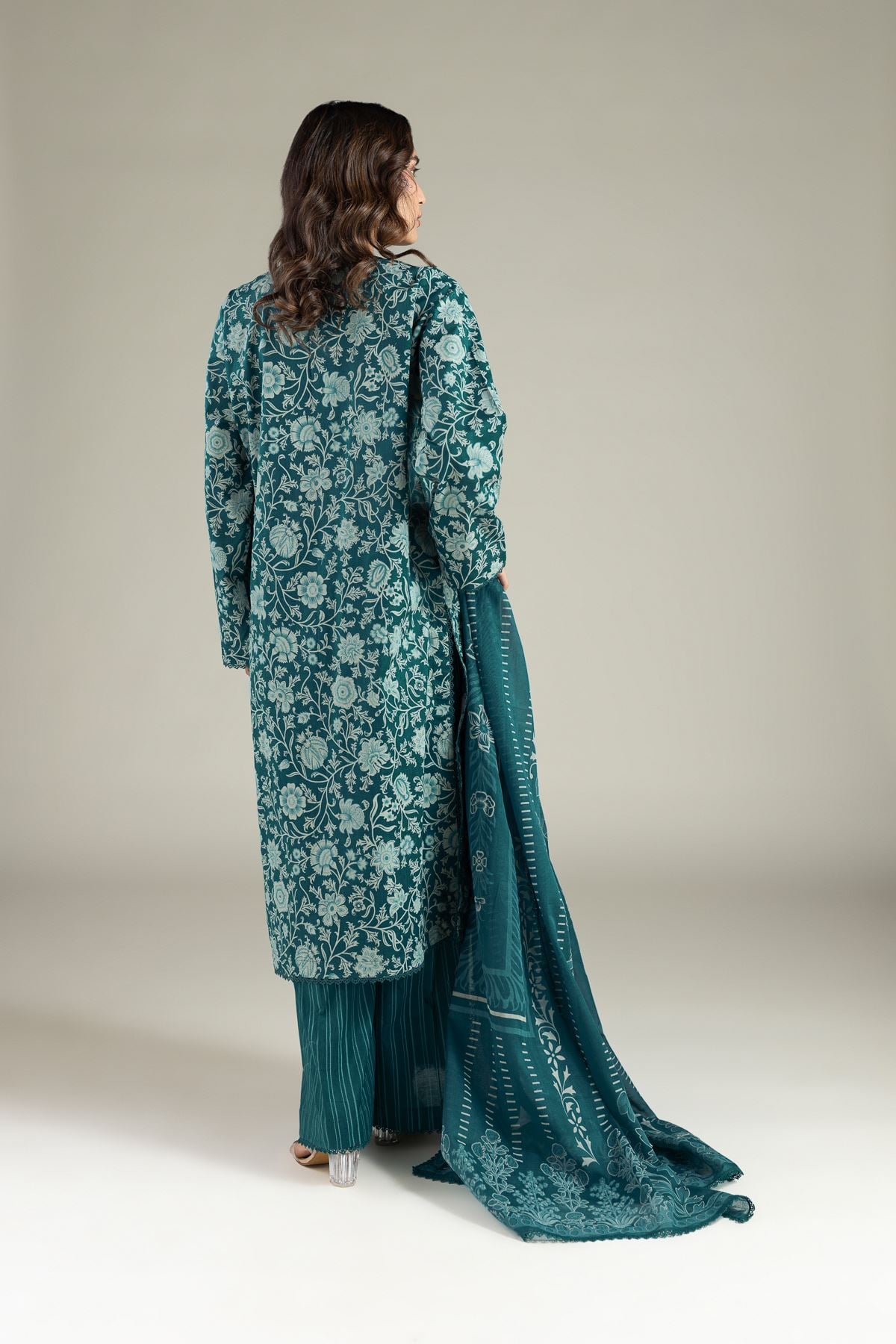 Printed Lawn Tailored 3 Piece - T-A22-26-107FA-VG