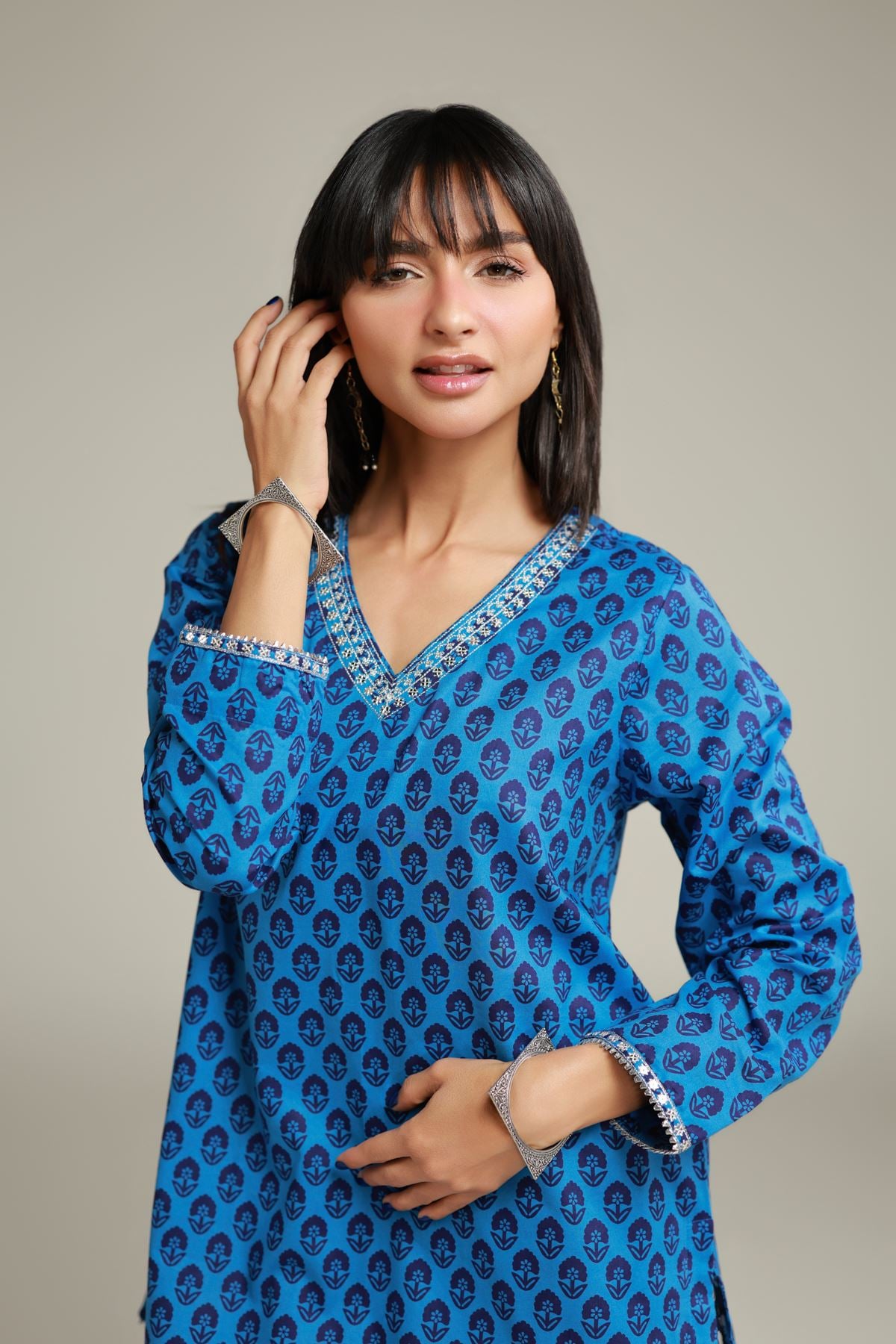 Embroidered Cambric Short Blue Kurta - T-A22-26-114FB2-VG