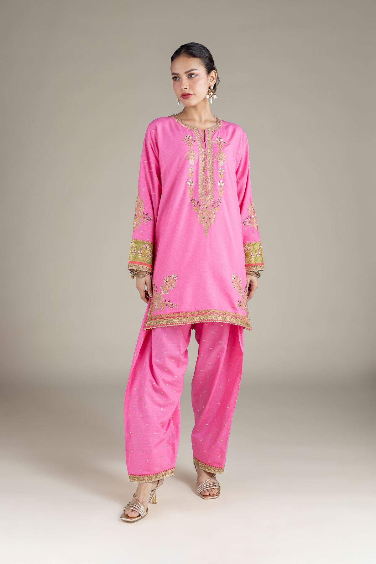 Embroidered Raw Silk Kurta - 25-10-12E7-04TA-VG