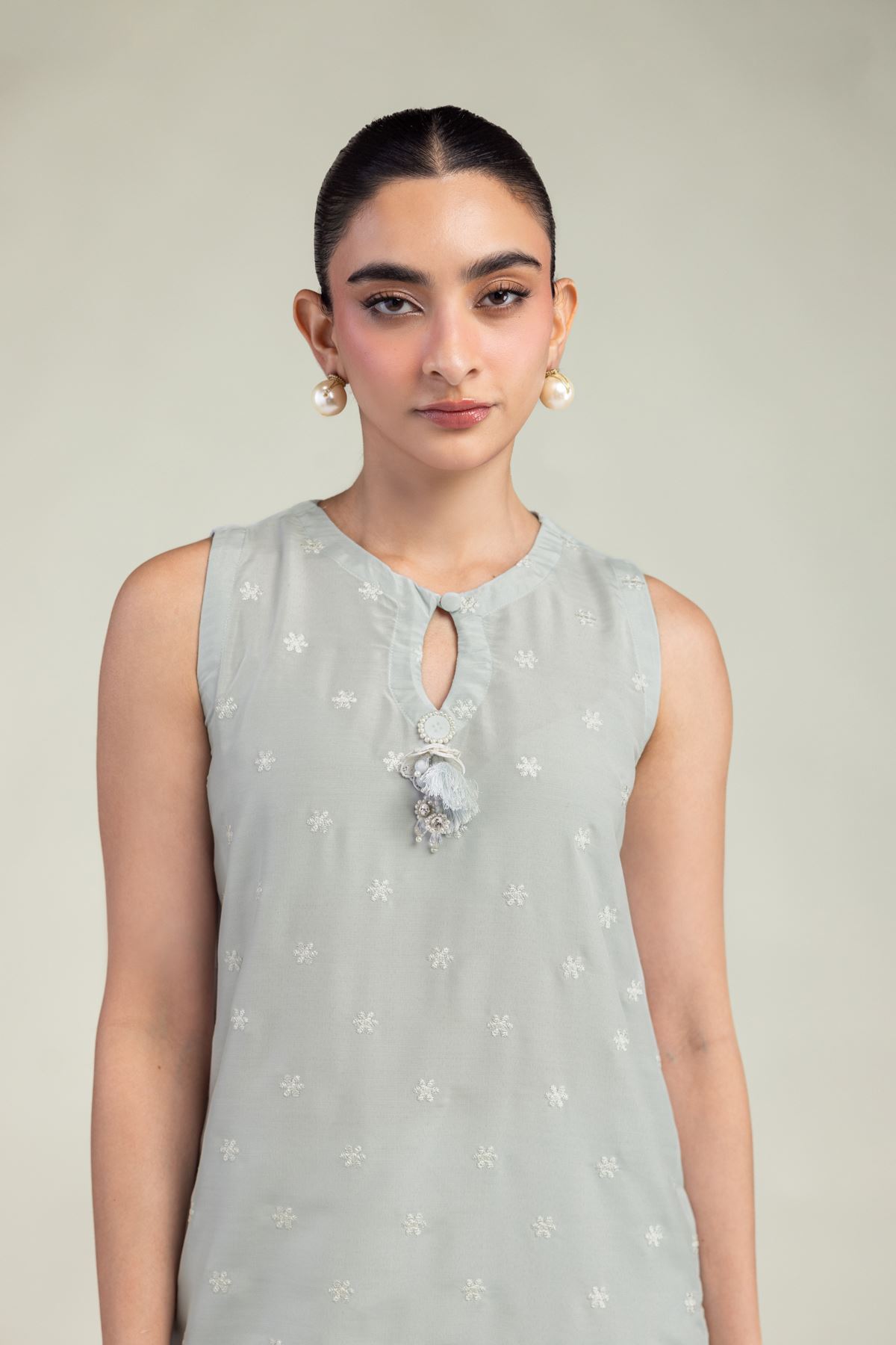 Embroidered Arabic Lawn Lawn Sleeveless Kurta - 1-26-245-A-J1-VG