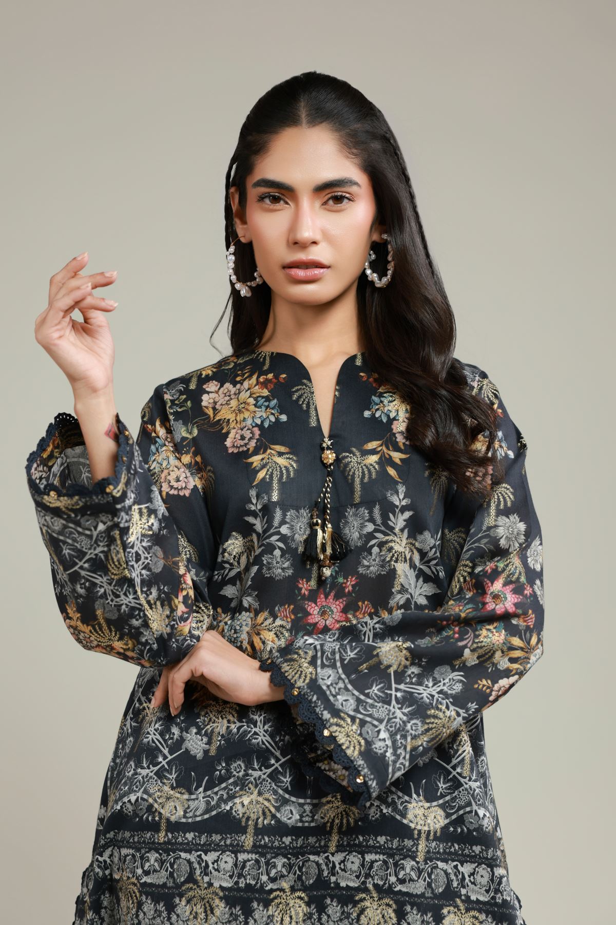 Printed Jacquard Black Tailored Set - T-A113-26-110EA1-VG