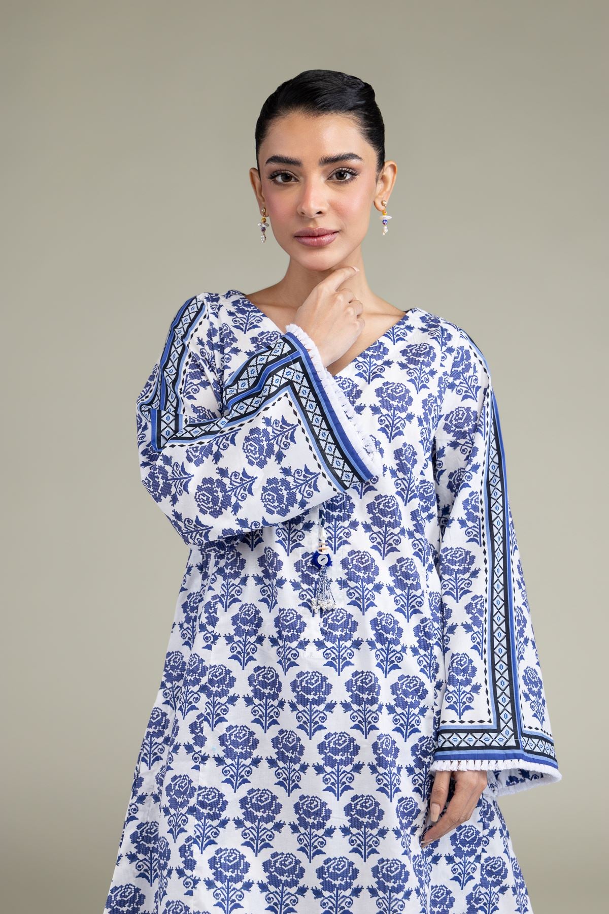 Printed Cambric Short Floral Kurta - T-A11-26-107FE1-VG