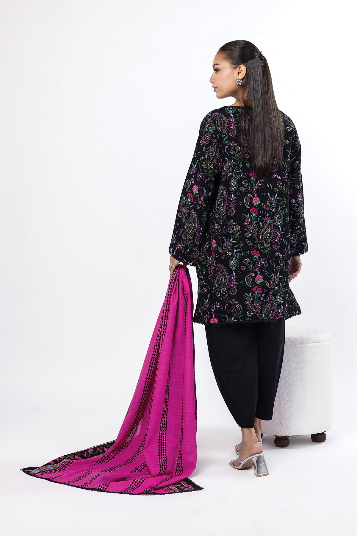 Printed Khaddar Fabrics 3 Piece - KRN13A-VG