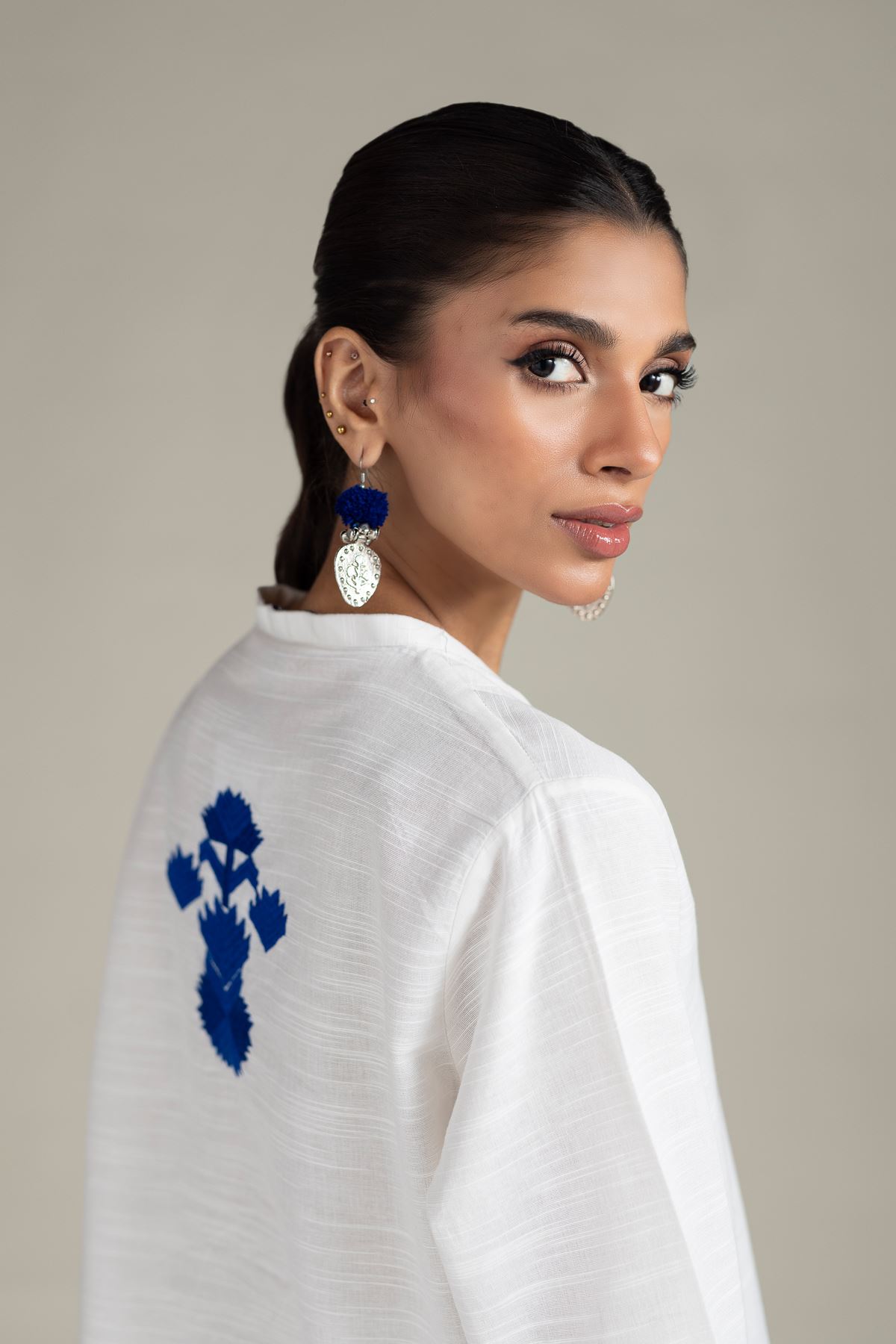 Embroidered Khaddar Kurta - OTD4-EX22-10TA-VG