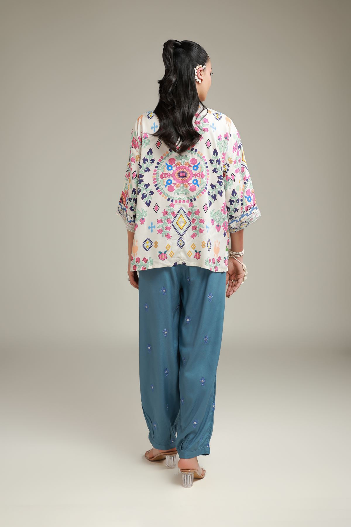 Embroidered Viscose Crepe Floral V-Neck Tunic - 6-26-103-B-A-VG