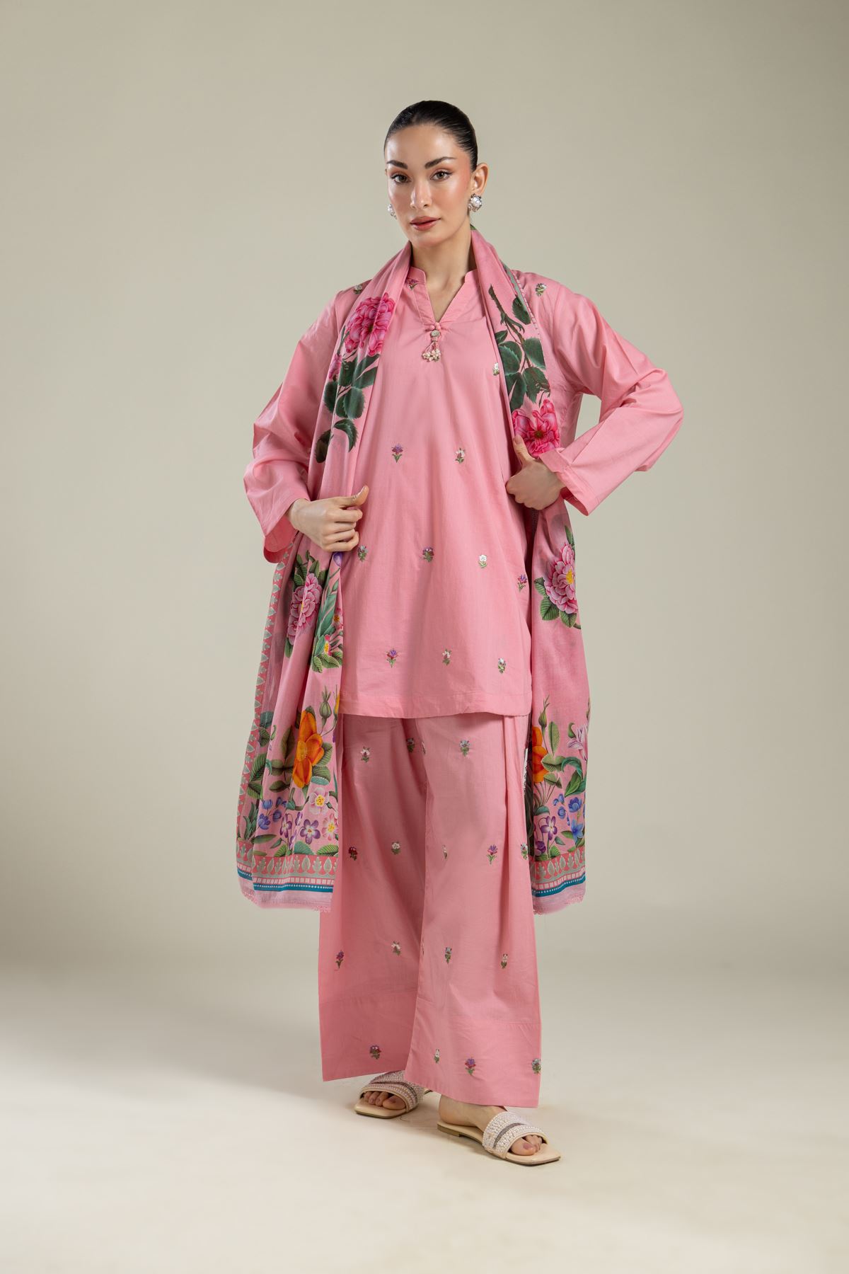 Embroidered Lawn Floral Lawn Dupatta - 25-09-10E4-04TB-VG