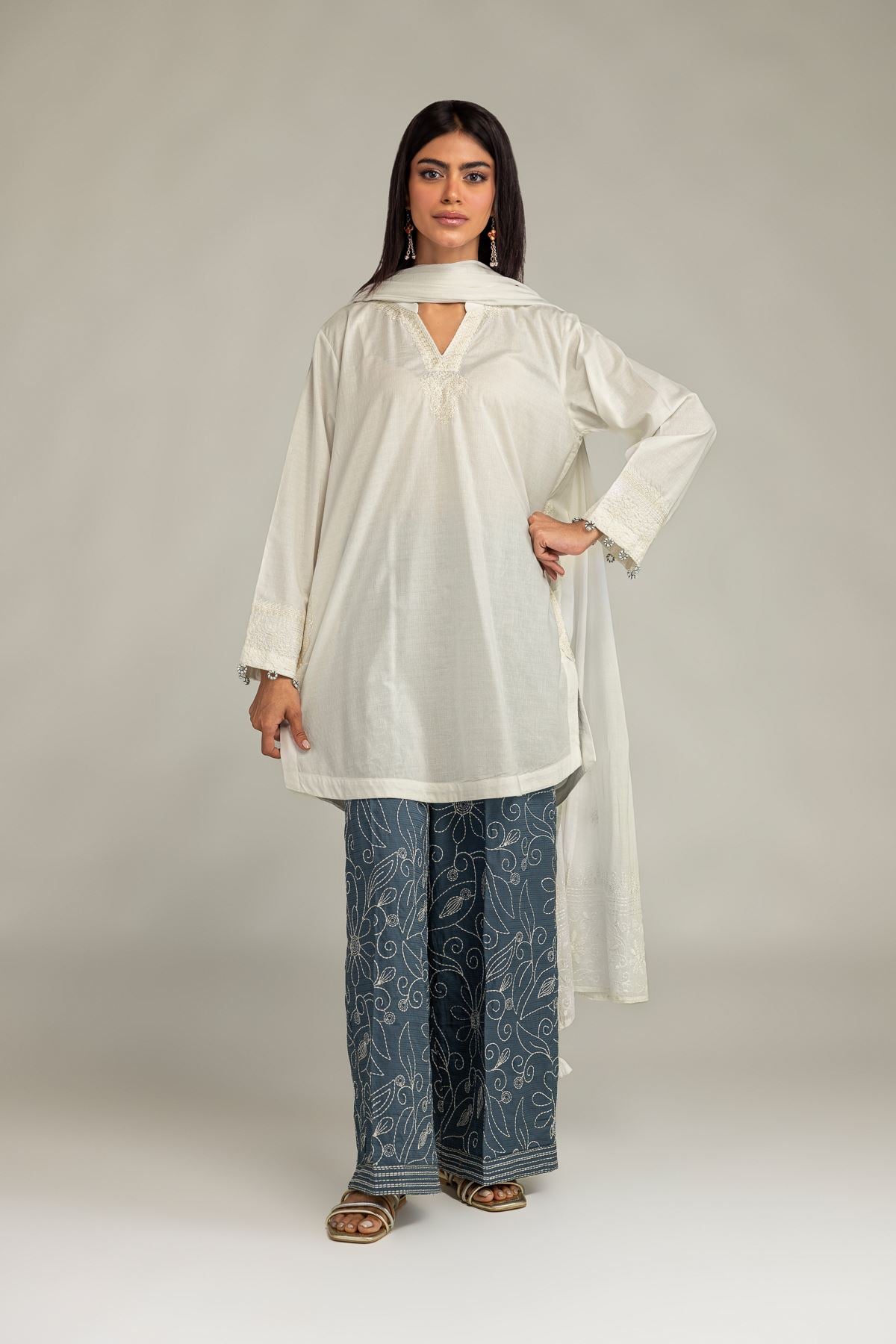 Embroidered Cotton Dobby V-Neck Solid Kurta - 1-26-102-A-F-VG