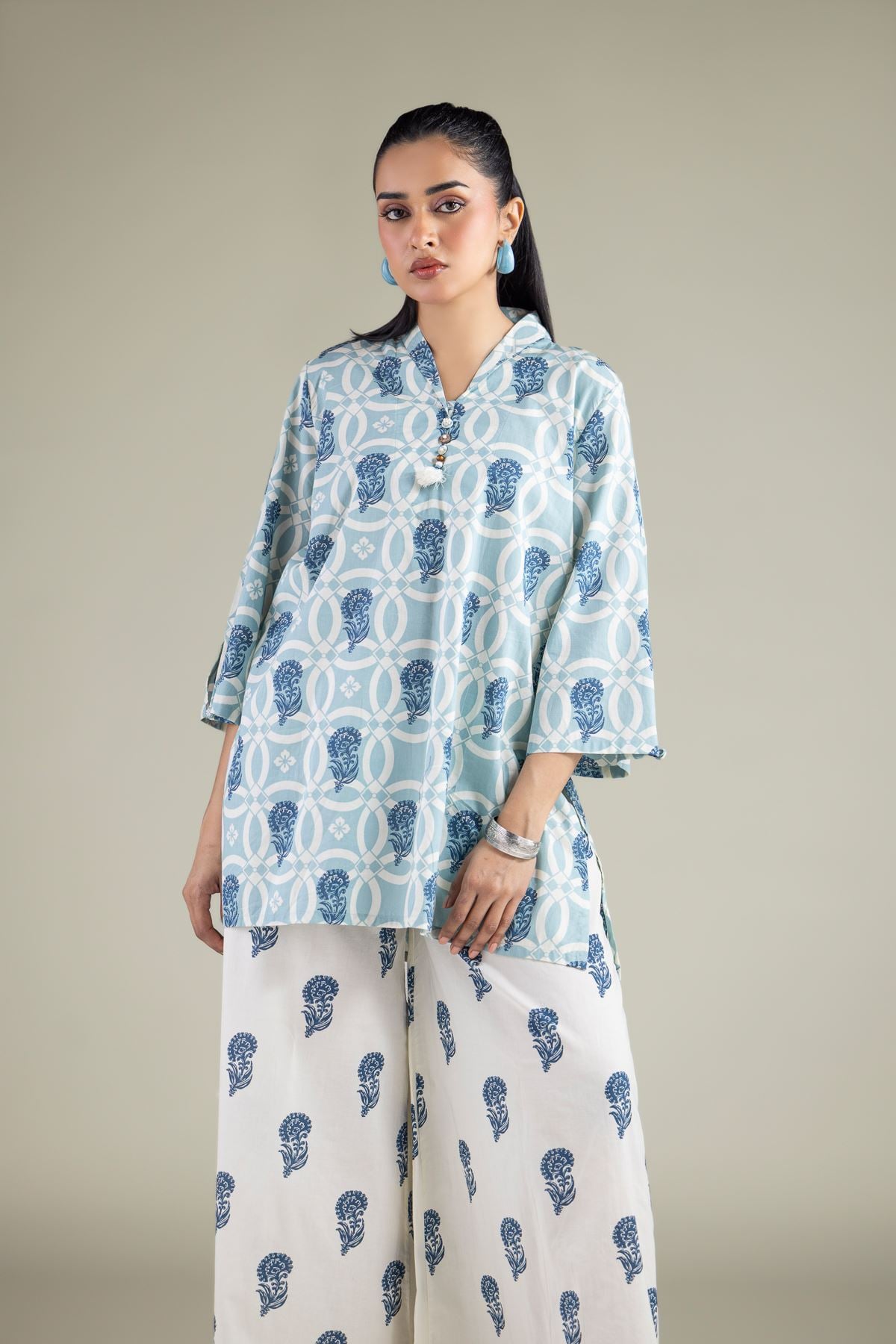 Printed Cambric Floral V-Neck Kurta - 25-00-X2-08TB-VG