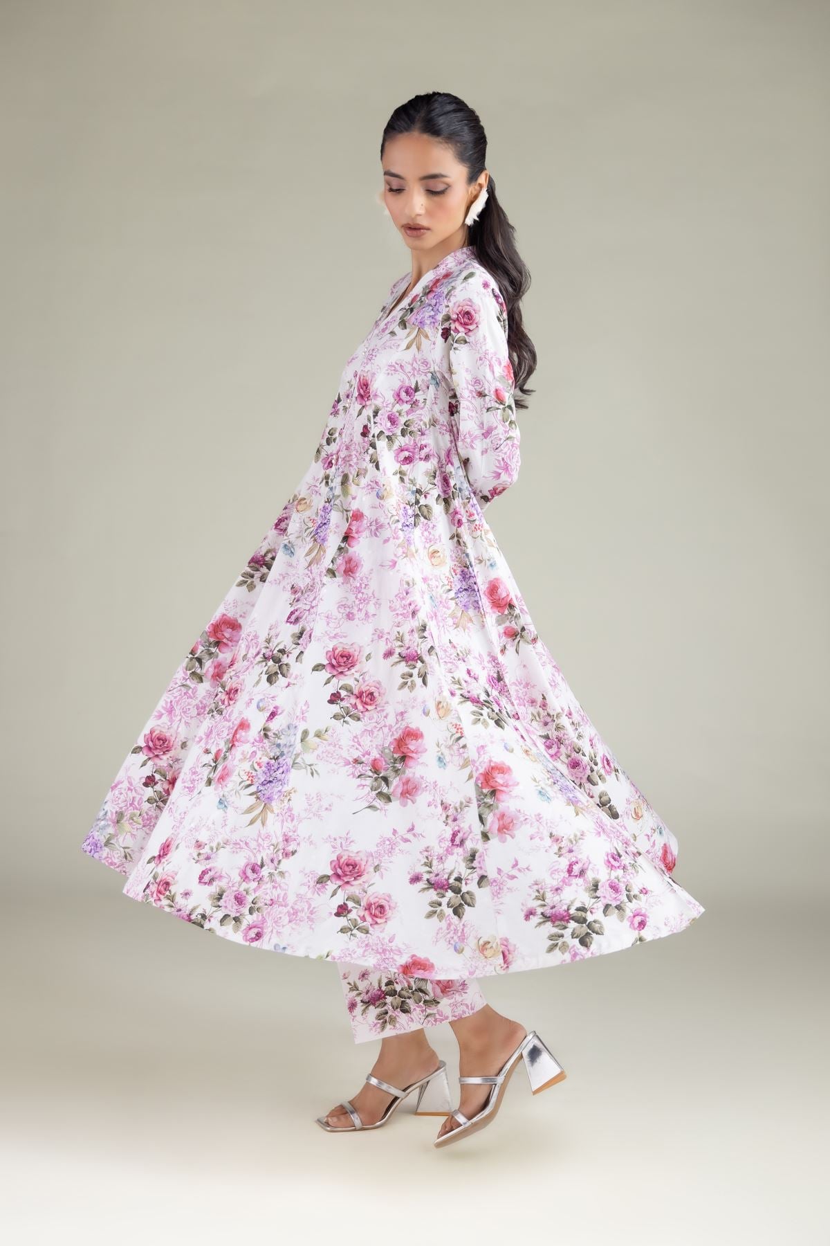 Embroidered Cambric Floral Longline Kurta - T-A22-26-105FD2-VG
