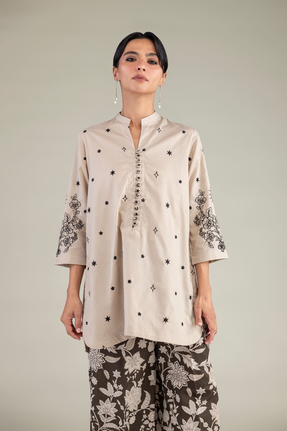 Embroidered Cotton Dobby Beige Floral Kurta - 8-26-213-A-B1-VG