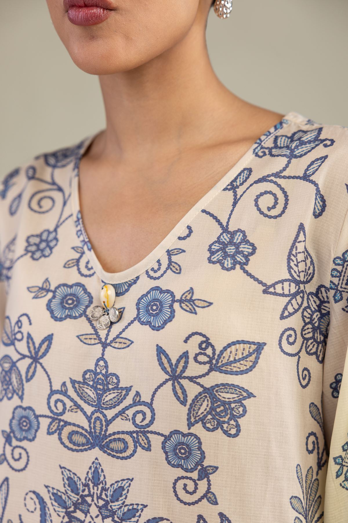 Printed Textured Weave Short Floral Kurta - 1-26-250-B-H1-VG