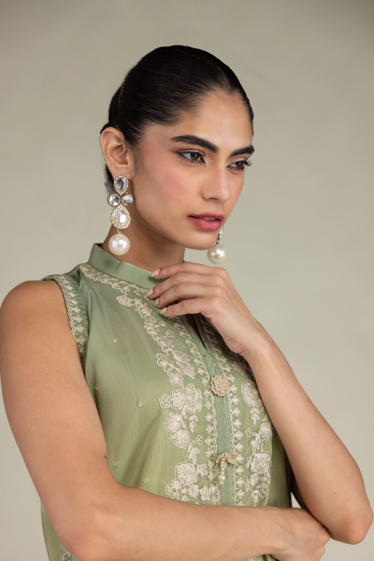 Embroidered Blended Viscose Sleeveless Floral Kurta - 1-26-229-B-F1-VG