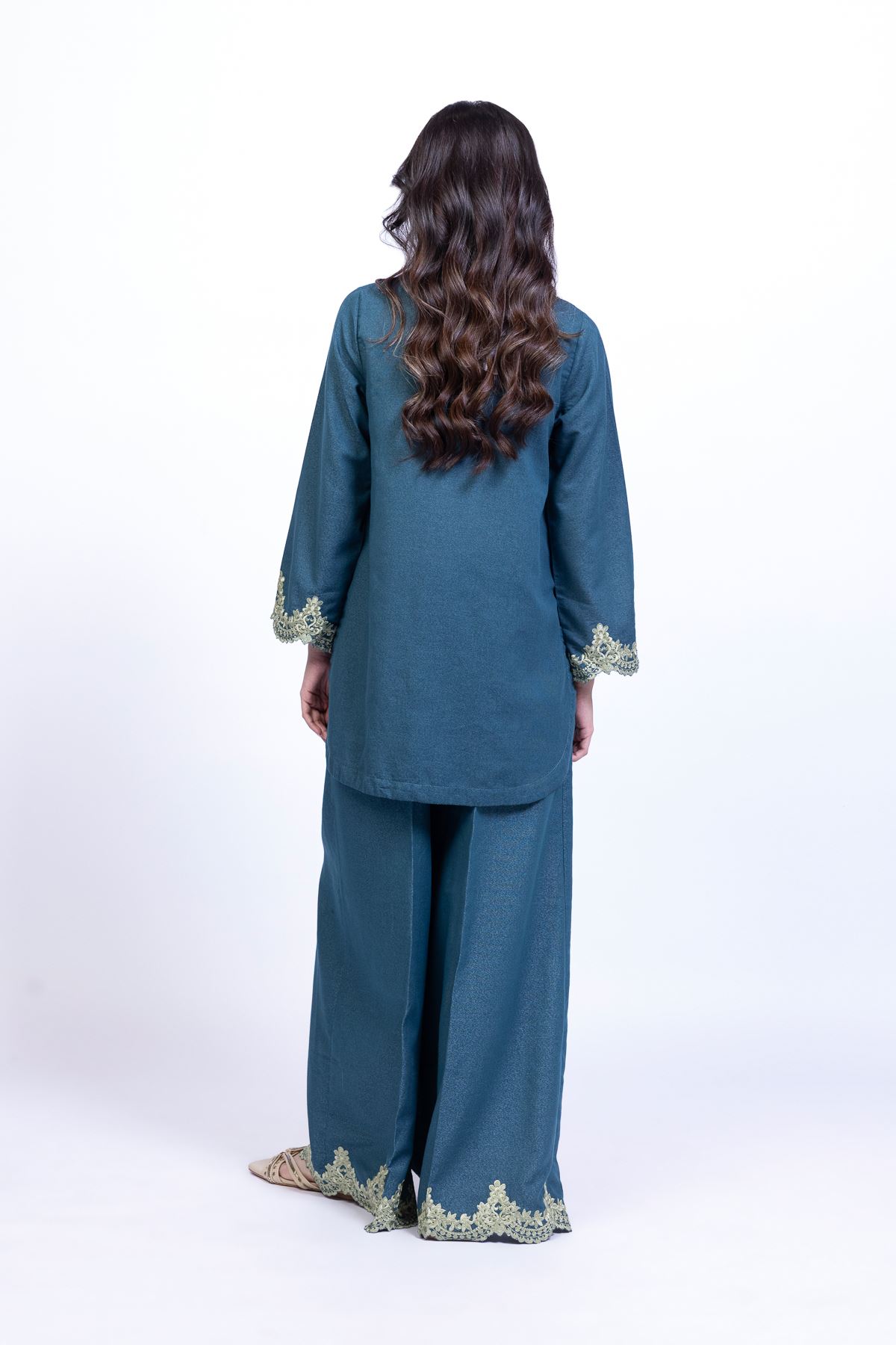 Embroidered Karandi Kurta - 25-10-12E9-02TA-VG