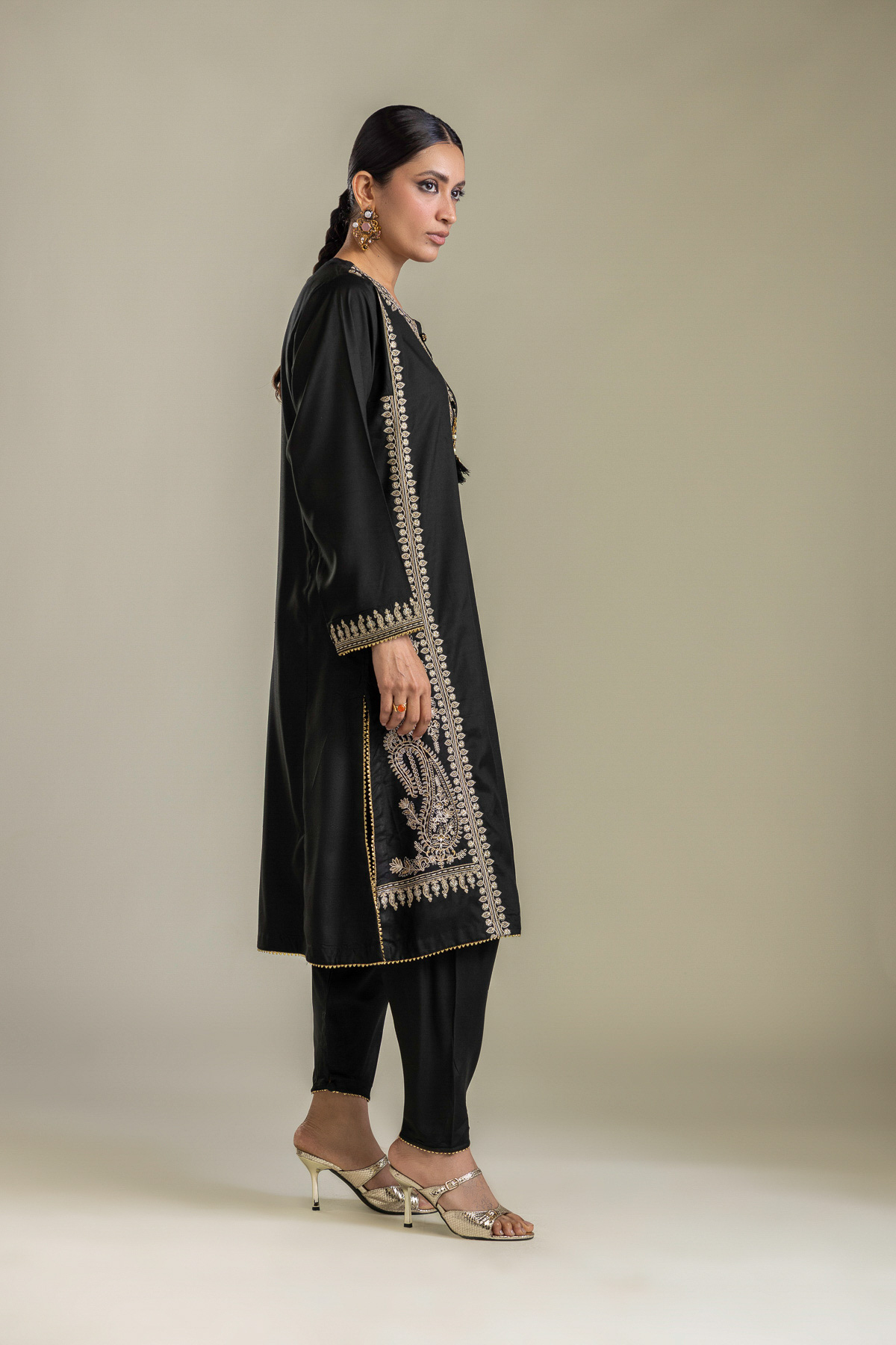 Embroidered Raw Silk Black Silk shalwar - 2-26-403-A-D1-VG