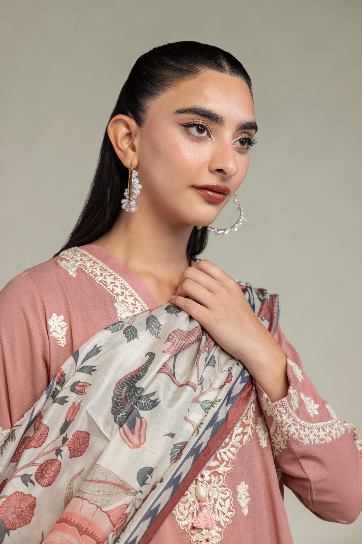 Embroidered Polyester Silk Floral Silk Dupatta - 2-26-308-A-G1-VG