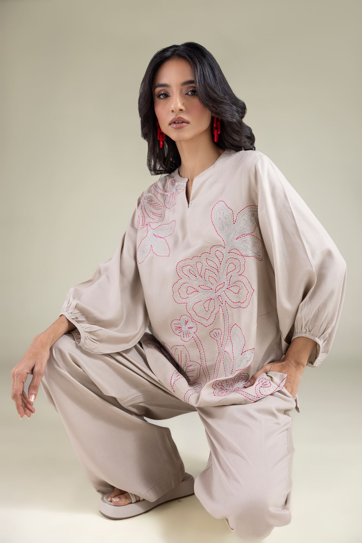 Embroidered Viscose Blouse - 6-26-101-A-F-VG