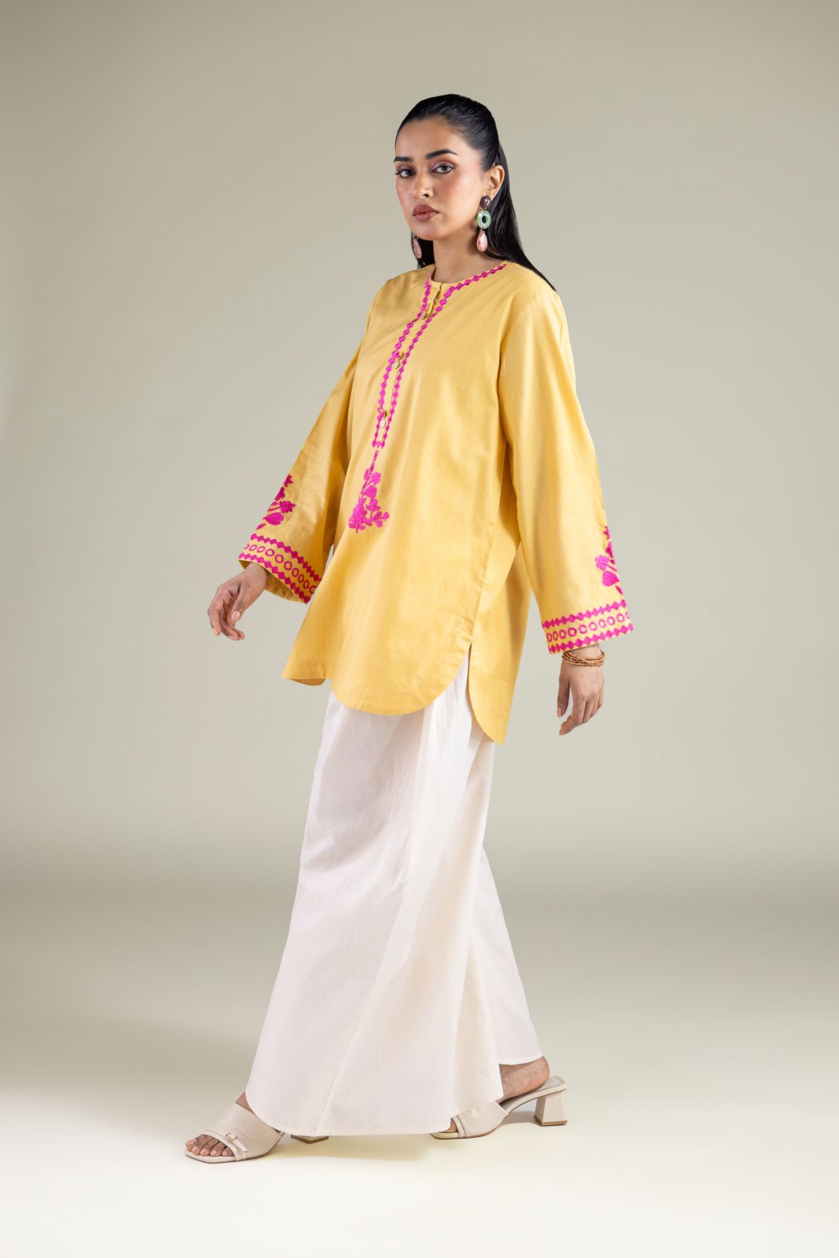 Embroidered Cotton Dobby Short Cotton Kurta - 1-26-147-A-H-VG
