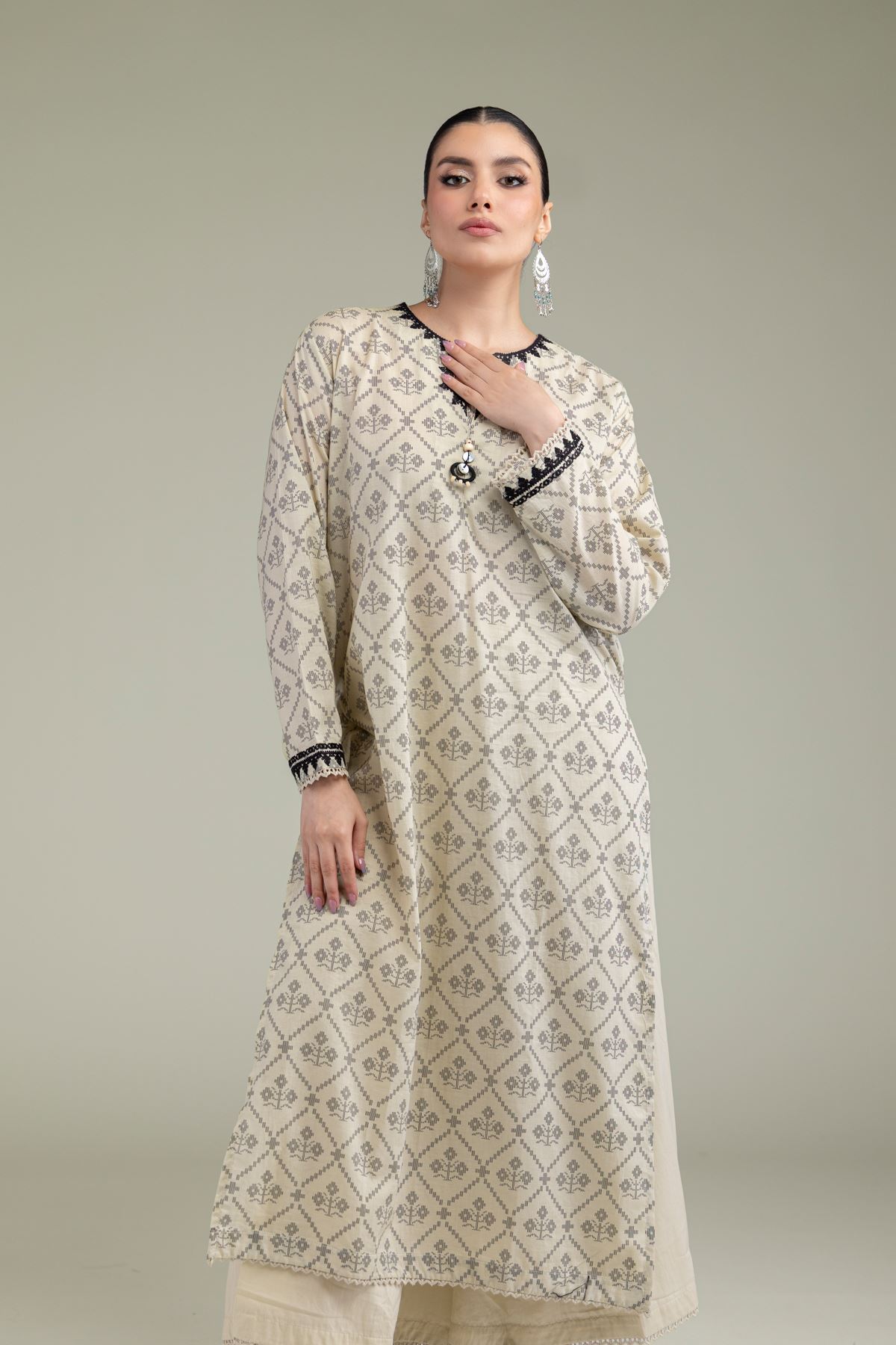 Embroidered Lawn Long Lawn Kurta - T-A33-26-206FG2-VG