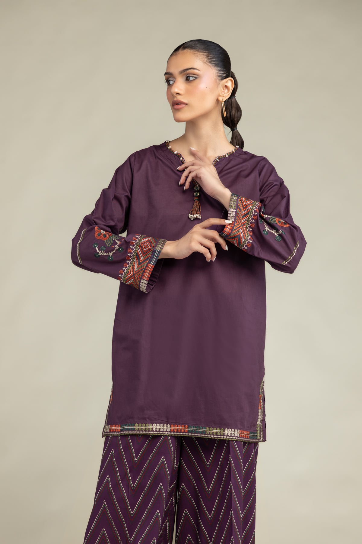 Embroidered Cambric Cambric V-Neck Kurta - 2-26-308-A-G1-VG