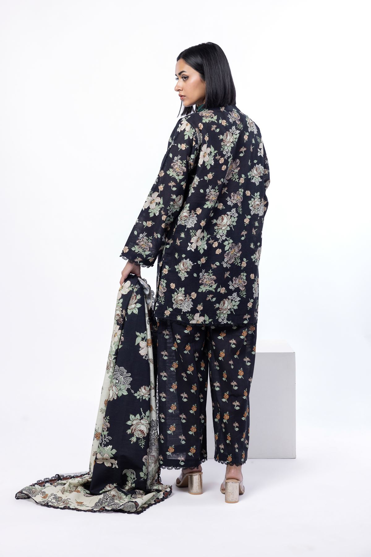 Printed Light Khaddar Fabrics 3 Piece - LK04A-VG