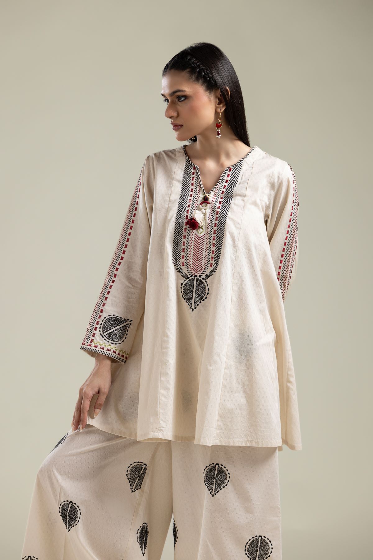 Embroidered Cotton Dobby Short White Kurta - 2-26-215-A-F-VG