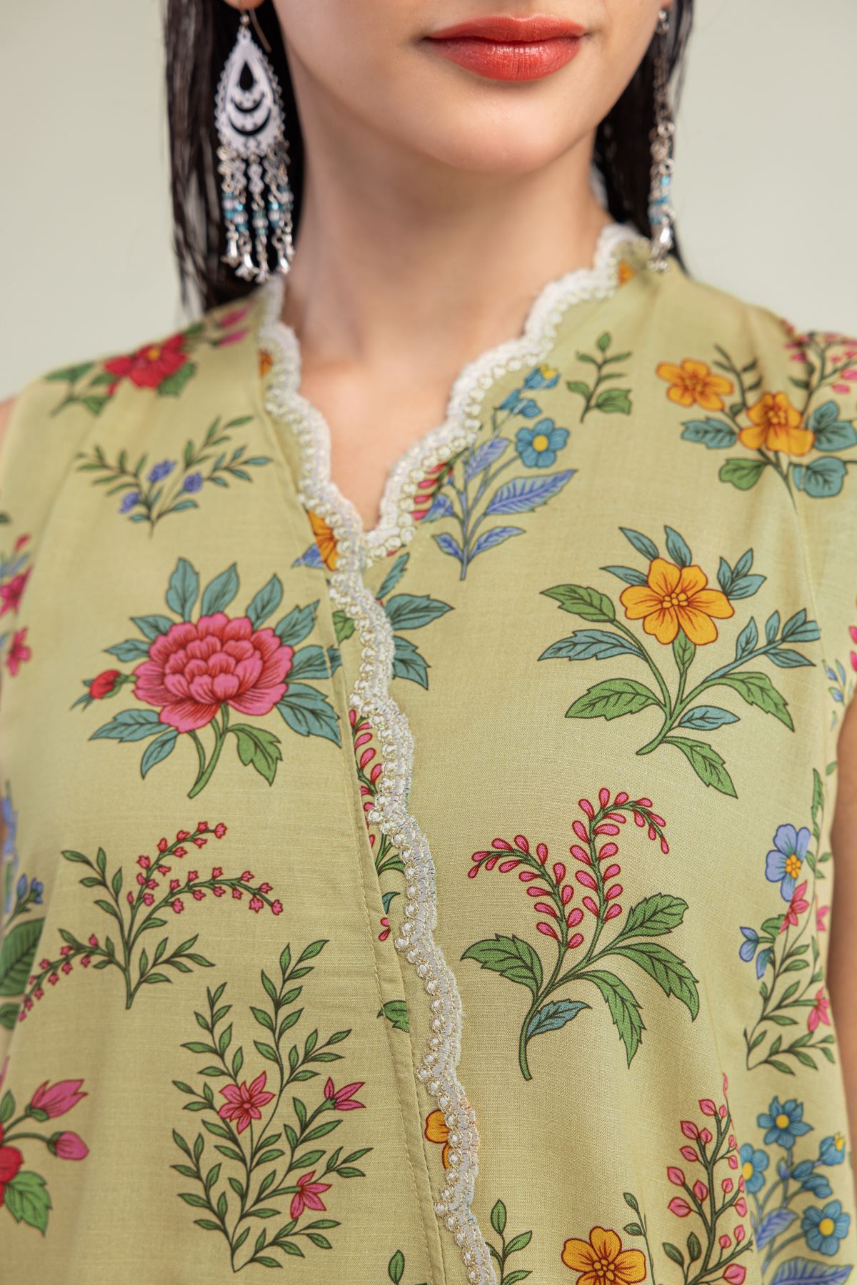 Embroidered Raw Silk Silk Sleeveless Kurta - 1-26-245-A-D2-VG