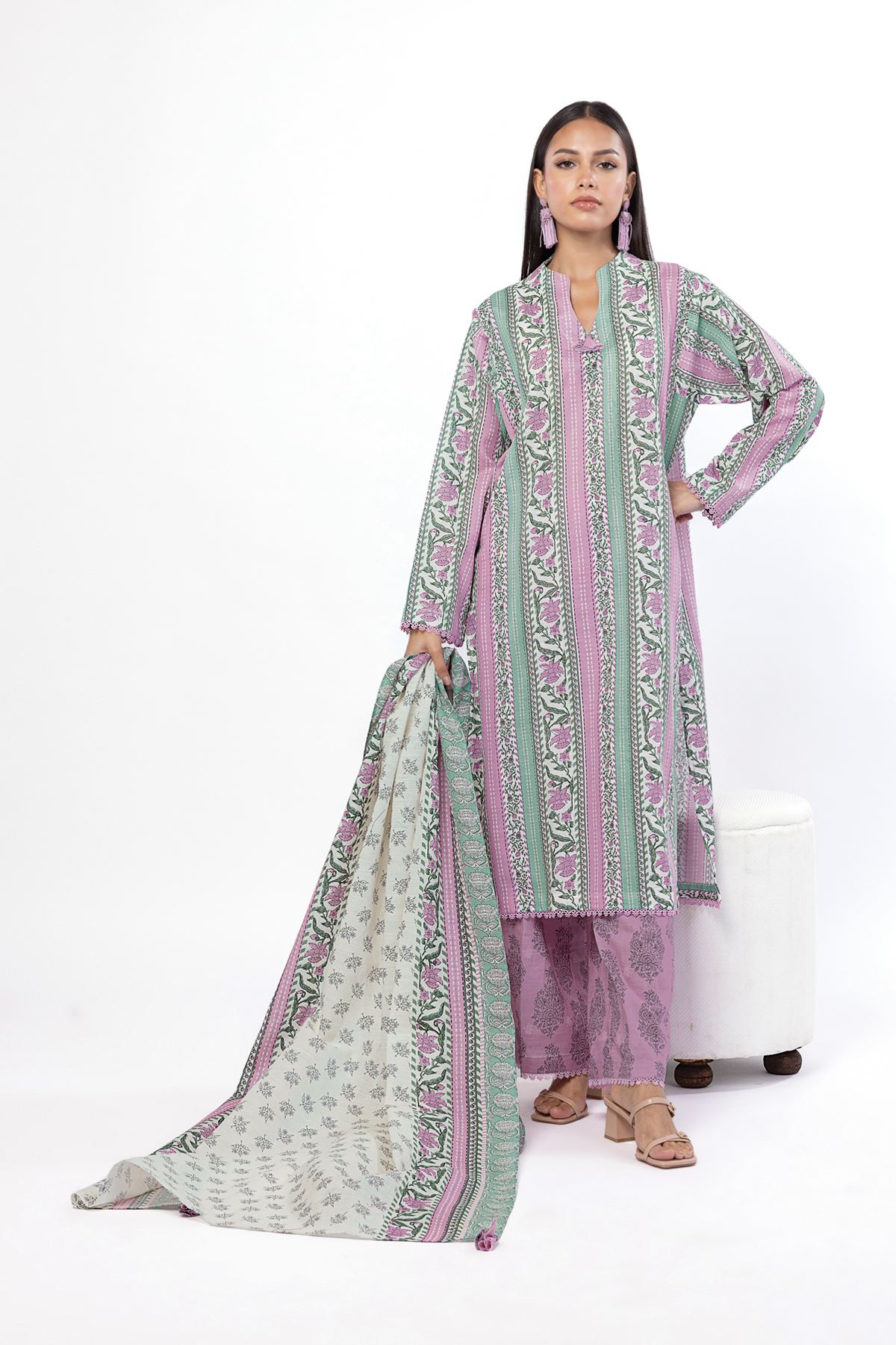 Printed Khaddar Tailored 3 Piece - KN26BST-VG