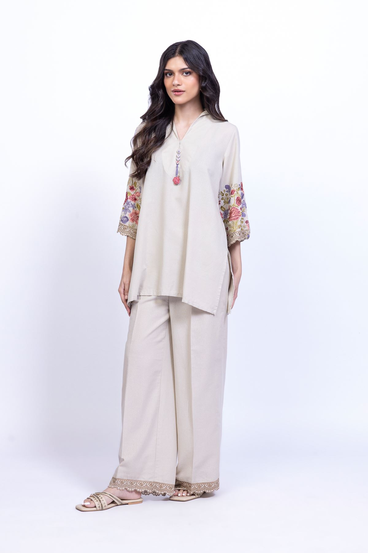 Embroidered Karandi Kurta - 25-09-11E5-05TB-VG