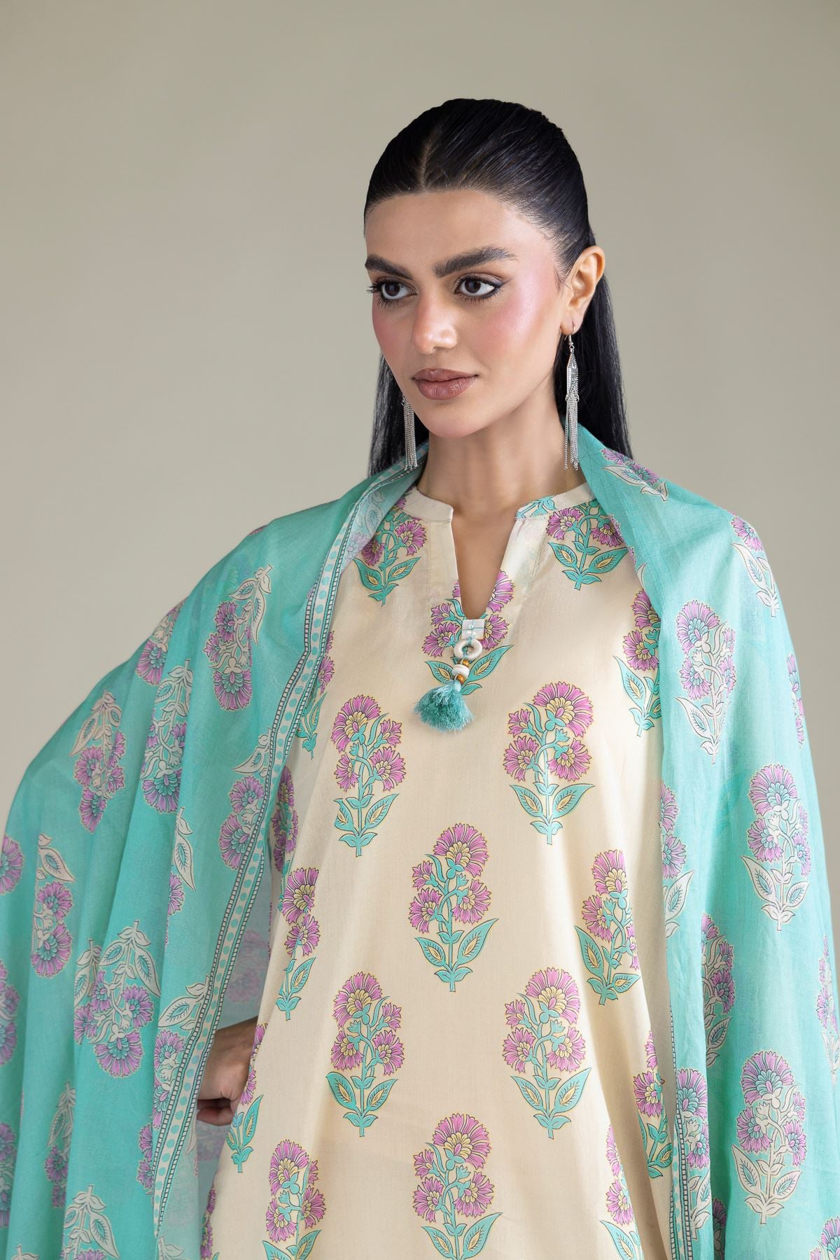 Printed Lawn Fabrics 3 Piece - A33-26-202FC1-E-VG