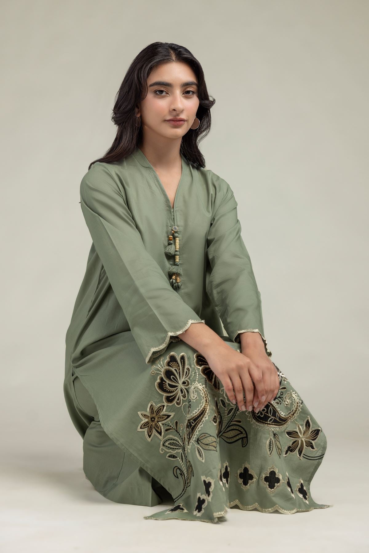 Cambric Long V-Neck Kurta - 1-26-301-B-I1-VG