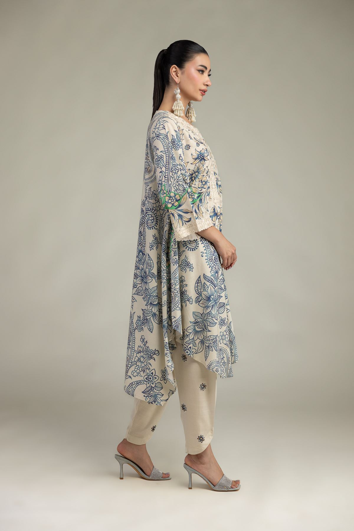 Embroidered Raw Silk Floral Silk Shalwar - 2-26-207-A-C1-VG