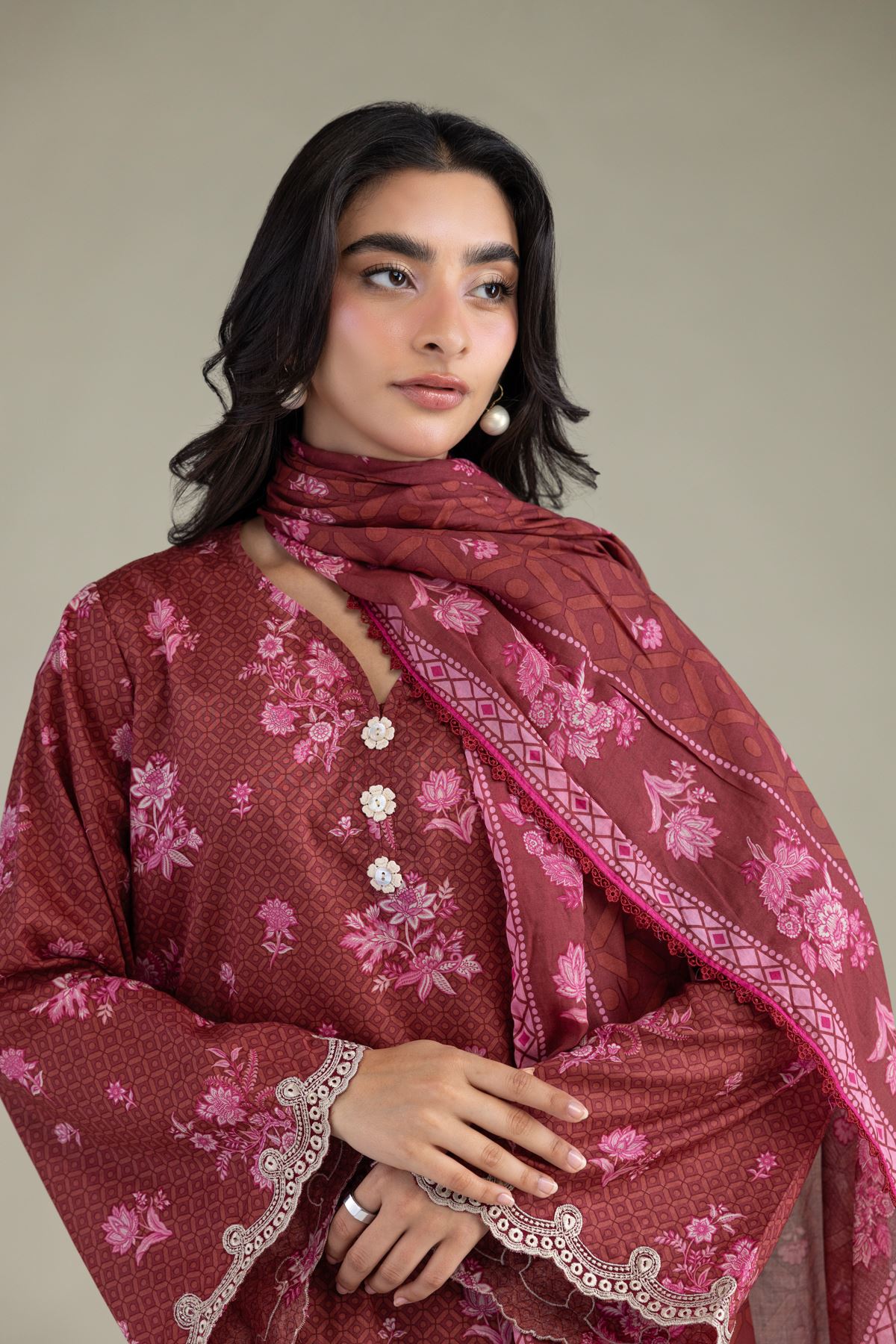 Embroidered Cambric Fabrics 3 Piece - A22-26-214FH1-VG