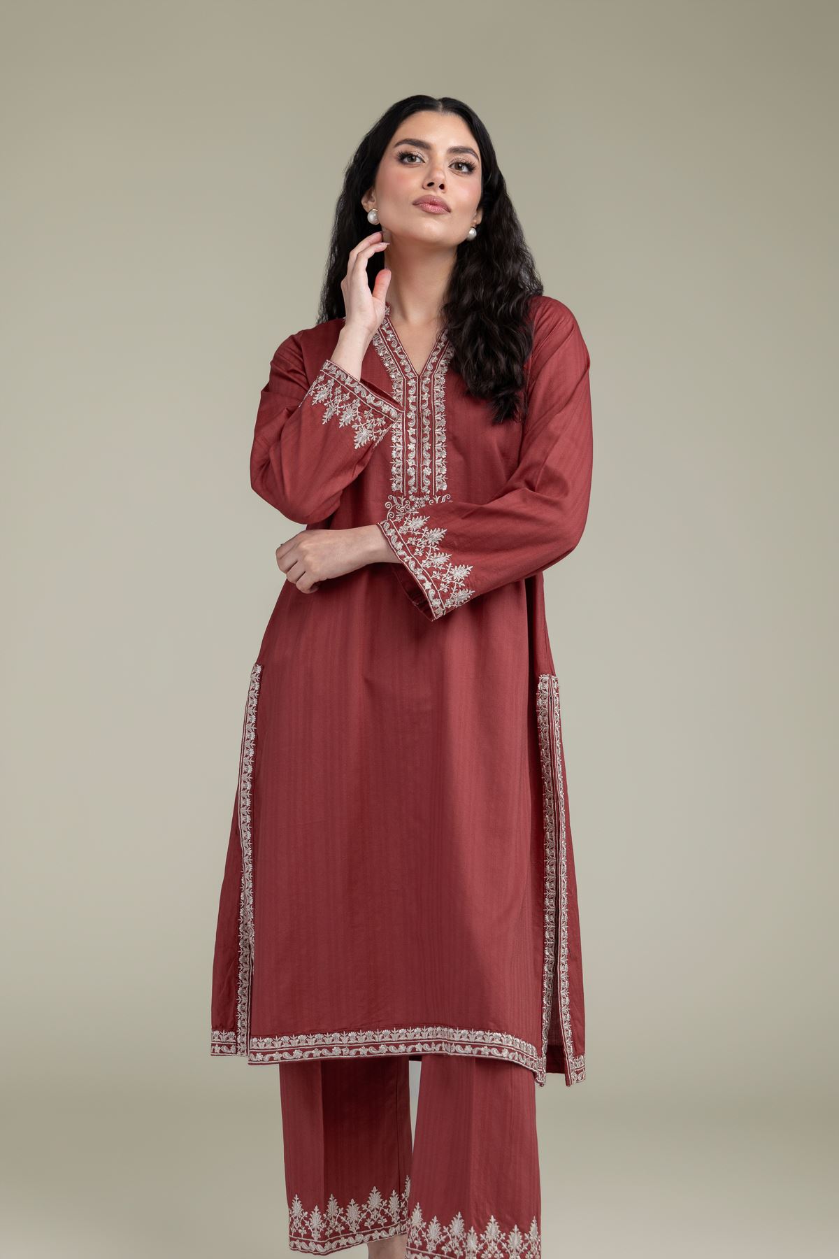 Embroidered Cotton Dobby Longline V-Neck Kurta - T-A11-26-108FE2-VG