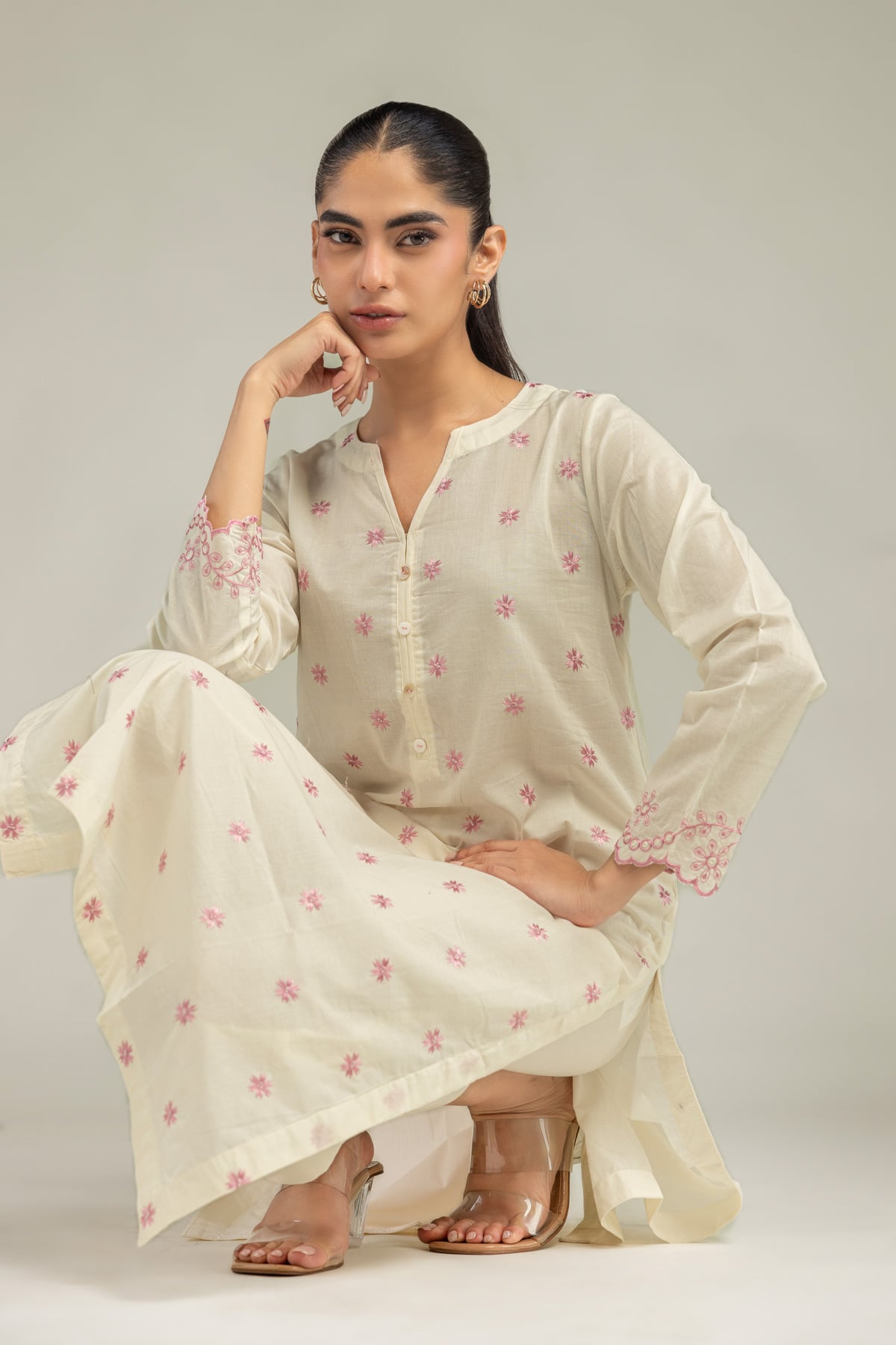 Embroidered Cambric Cambric Floral Kurta - 1-26-102-A-F-VG