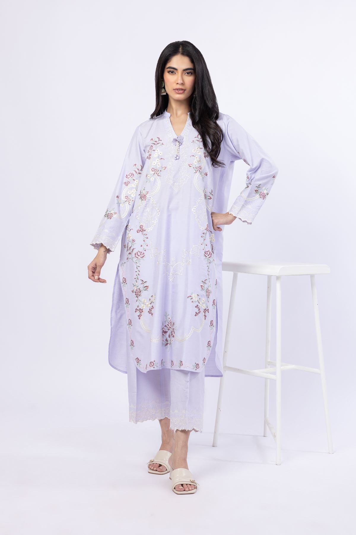 Embroidered Raw Silk Pants - 25-04E48-07TA-VG