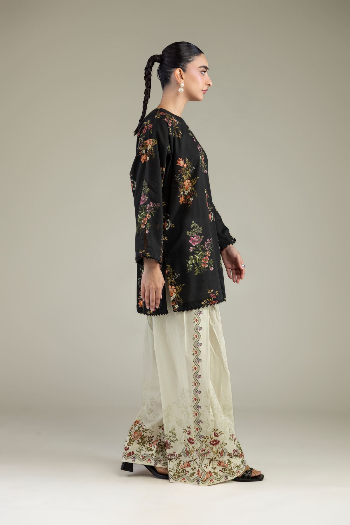 Printed Cambric Floral Cambric Shalwar - 1-26-316-A-D1-VG