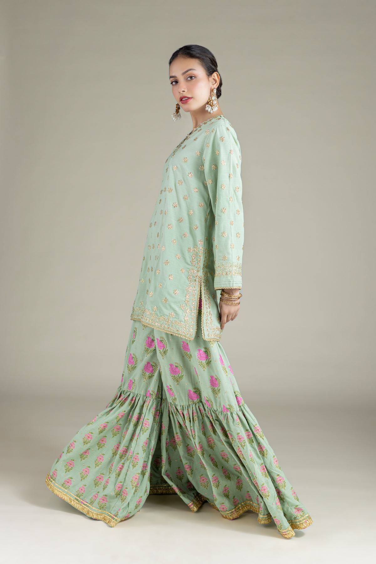 Embroidered Raw Silk Kurta - 25-09-11E3-07TA-VG