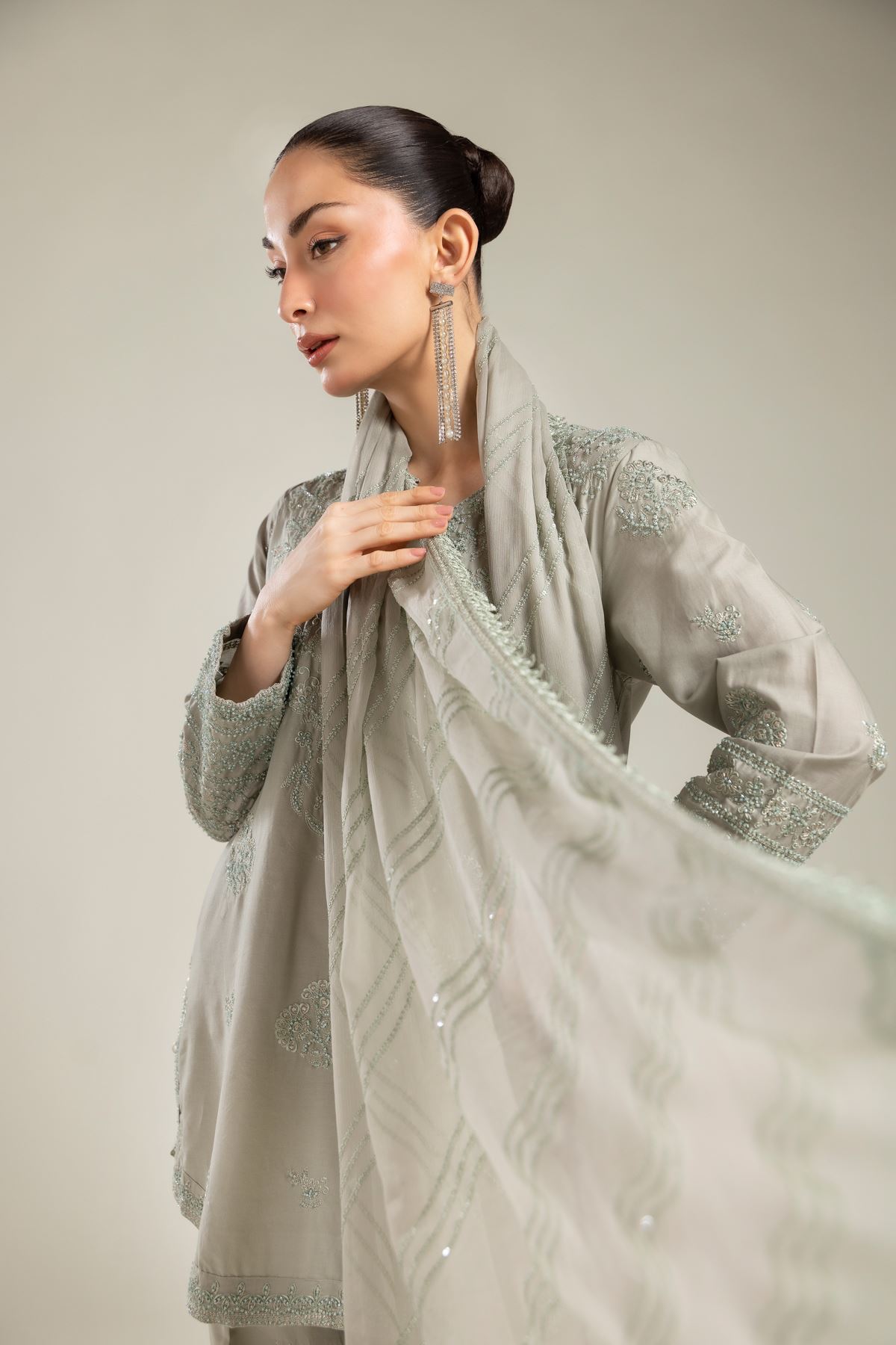 Embroidered Raw Silk 3 Piece Co-ord Set - T-A22-26-124FC1-VG