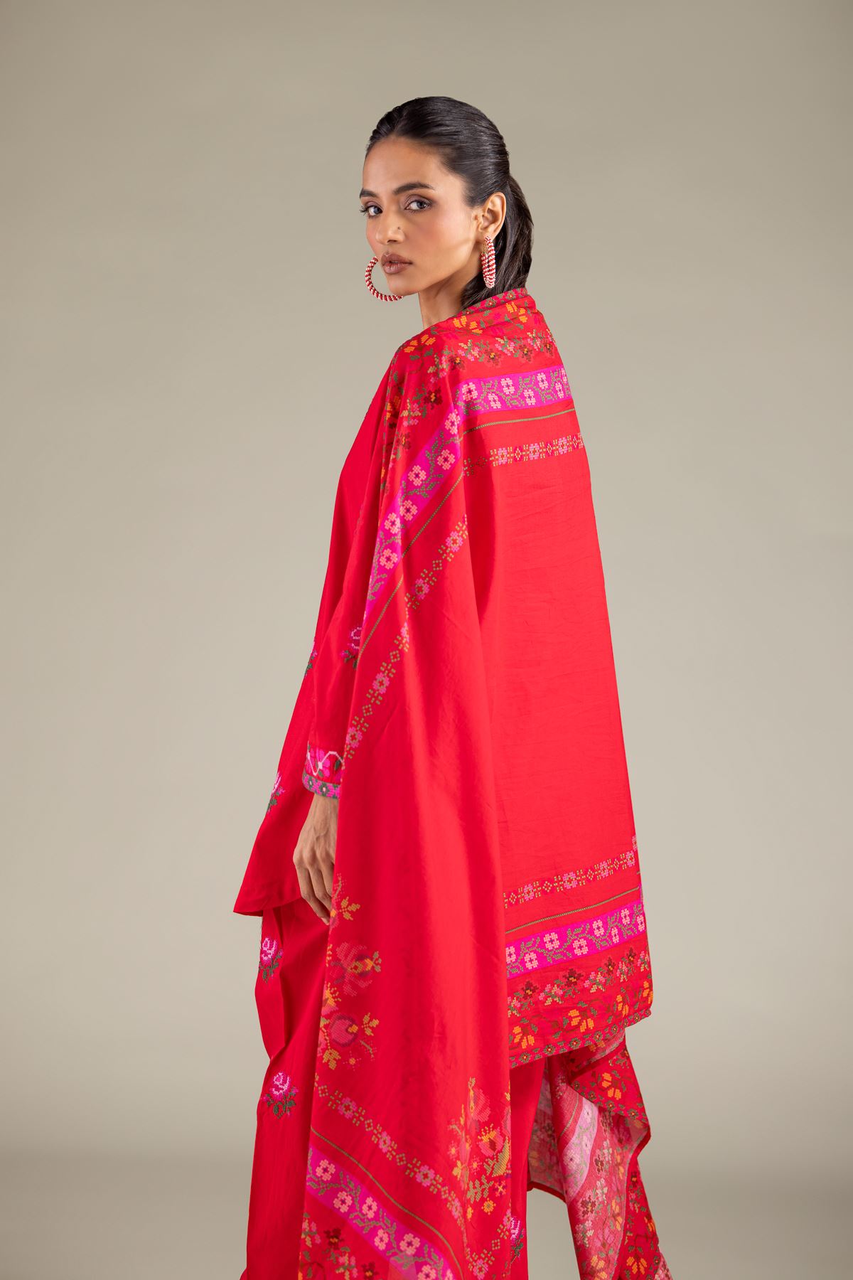 Embroidered Lawn All-Season Floral Dupatta - 1-26-146-A-B-VG