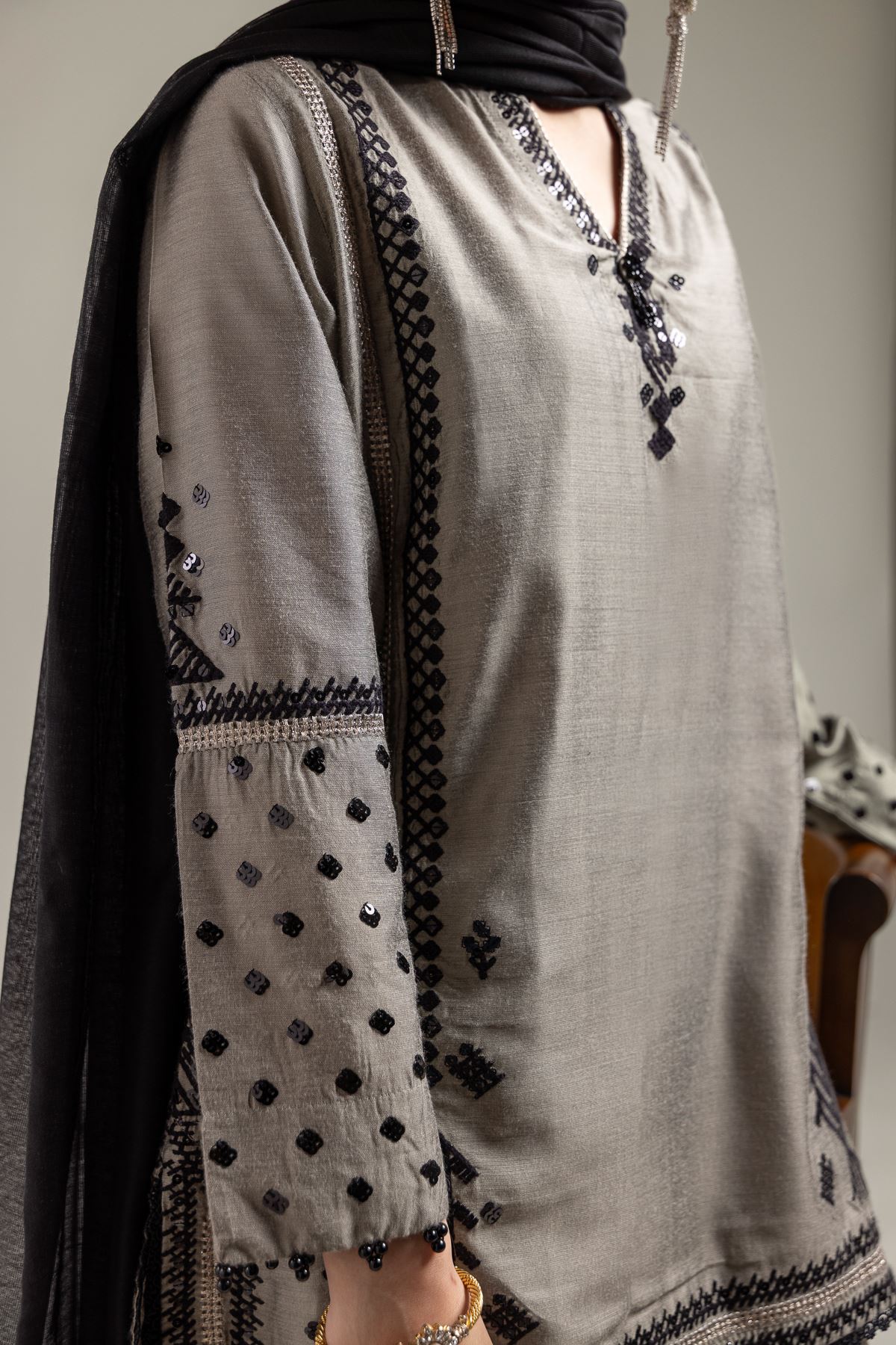 Raw Silk Gray Silk Kurta - 1-26-142-A-F-VG