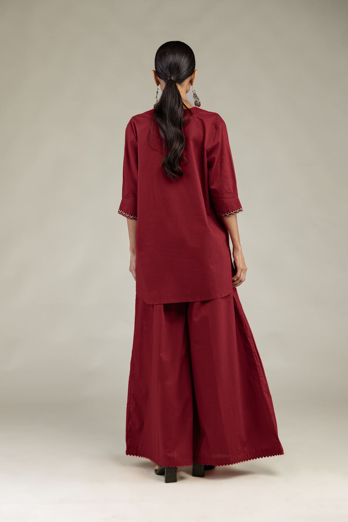 Textured Cotton Embroidered V-Neck Cotton Kurta - 1-26-226-A-I1-VG