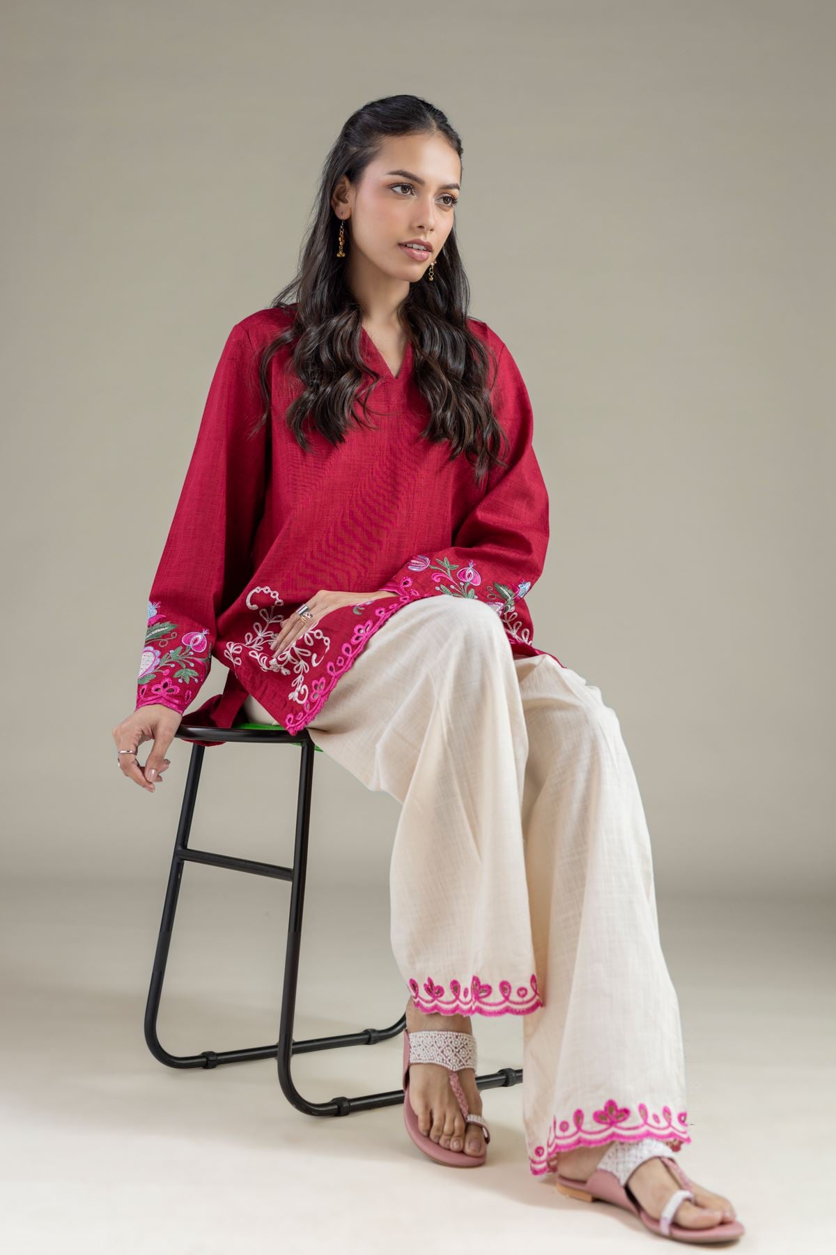 Embroidered Heavy Textured Cotton Kurta - 25-10-12E4-08TB-VG