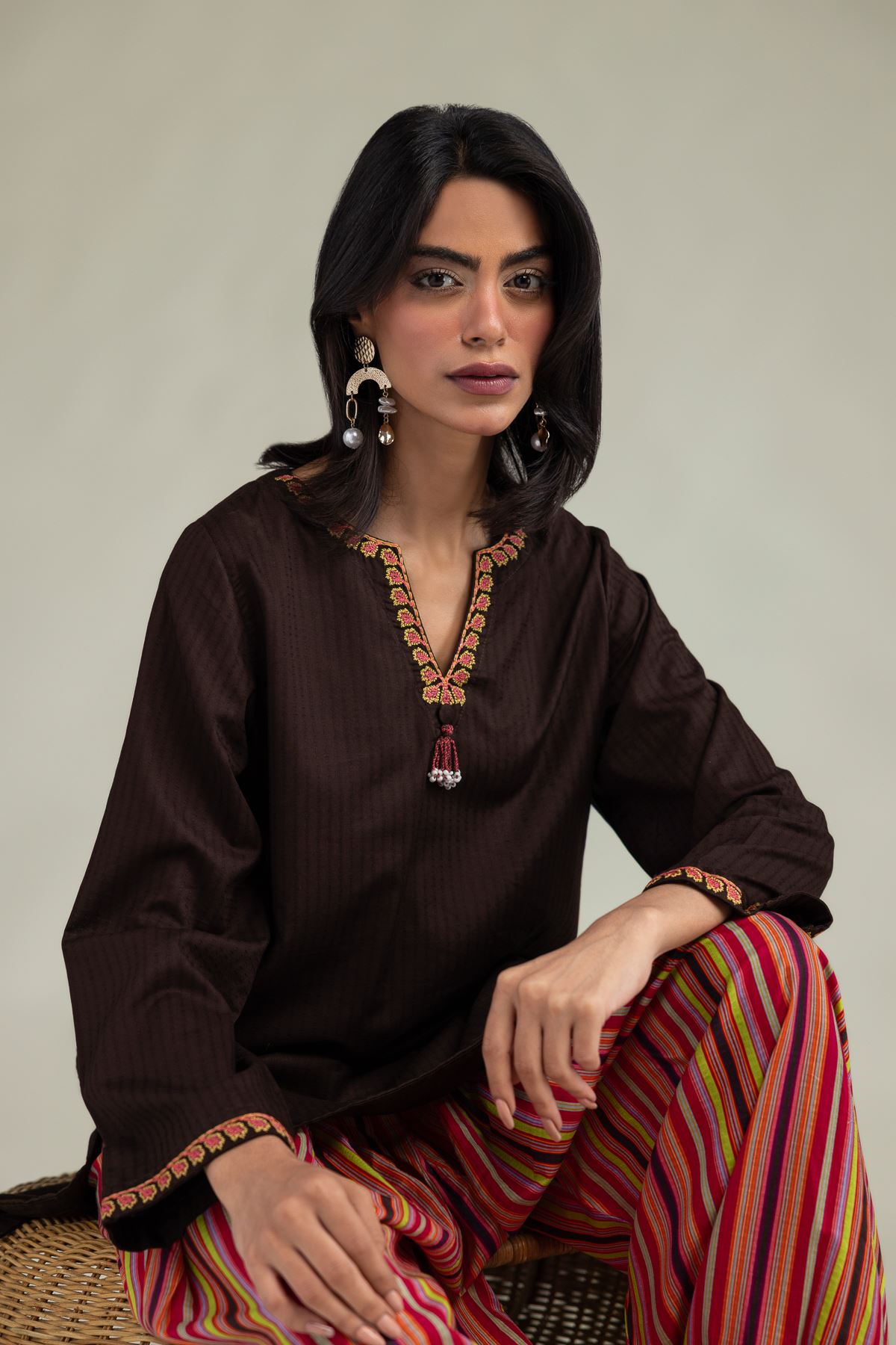 Embroidered Cotton Dobby V-Neck Cotton Kurta - 1-26-102-A-F-VG