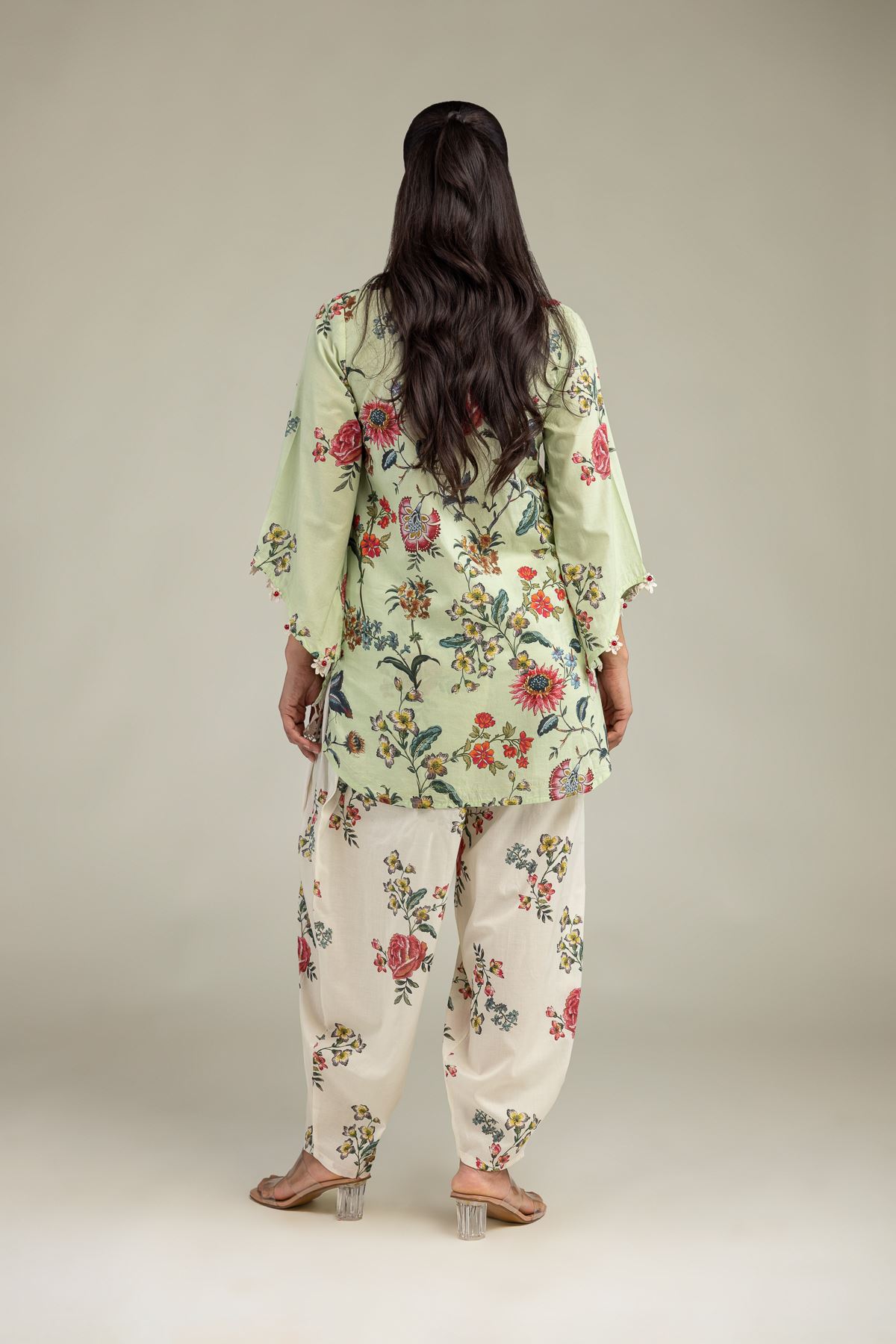 Embroidered Cambric Floral V-Neck Kurta - 1-26-102-A-F-VG