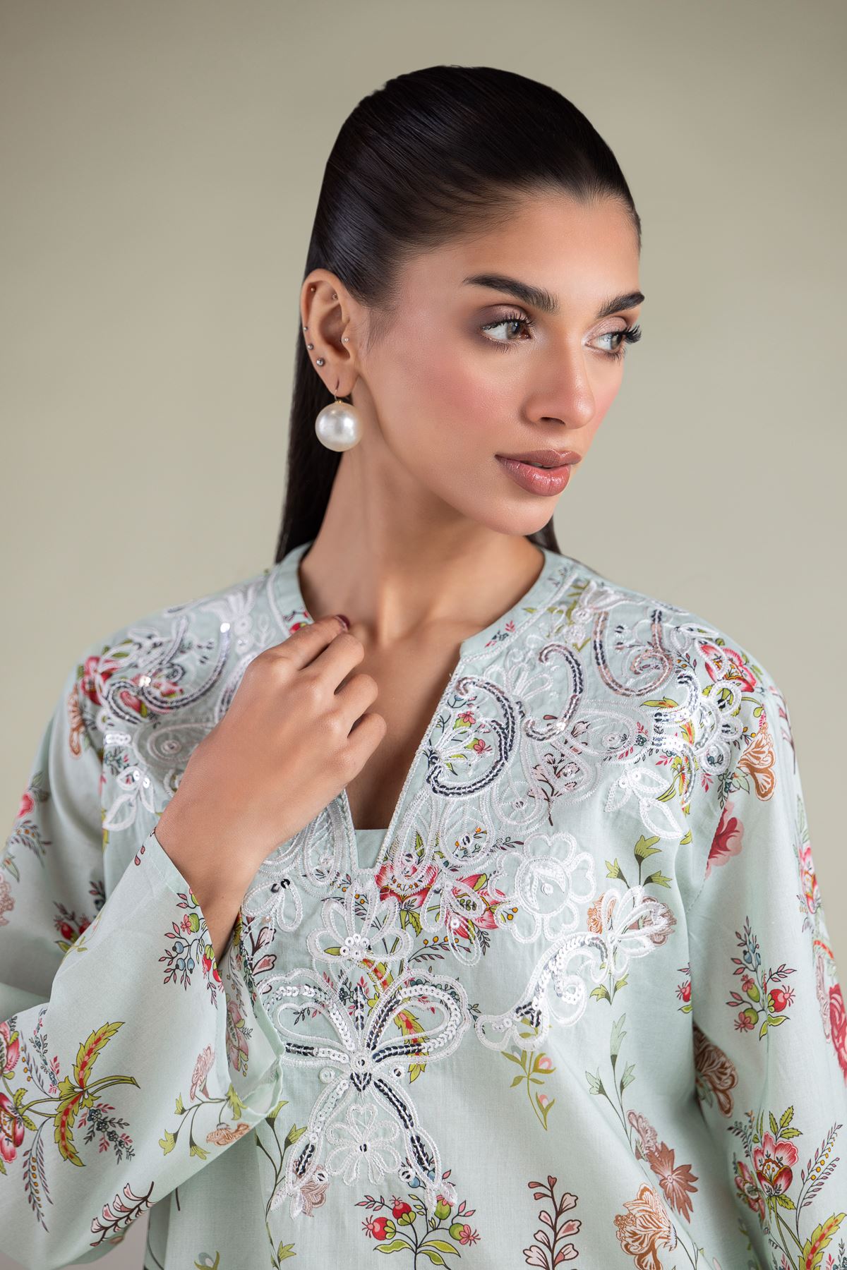 Embroidered Cambric Tunic - 6-26-105-A-C-VG