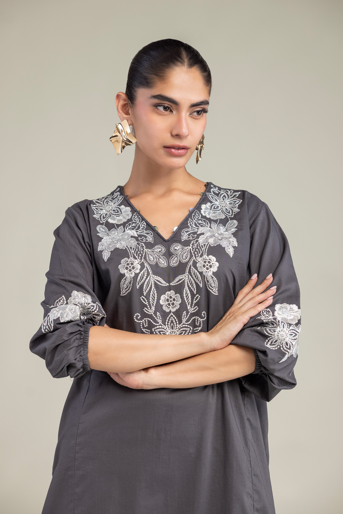 Embroidered Cambric Gray V-neck Kurta - 1-26-102-A-F-VG